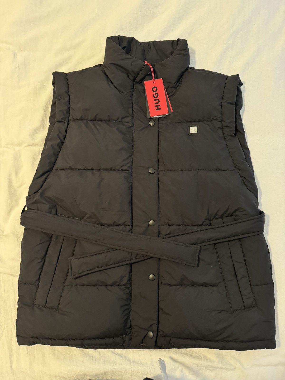 Hugo Boss Water Repellent Padded Vest with Belt Size S / US 4 / IT 40 - 1 Thumbnail