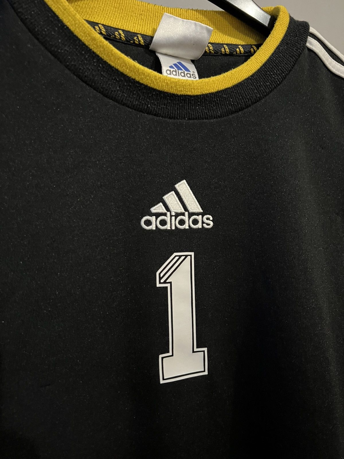 Adidas 1999 ADIDAS #1 GOALKEEPER SOCCER FOOTBALL SWEATSHIRT SIZE XL Size US XL / EU 56 / 4 - 5 Thumbnail
