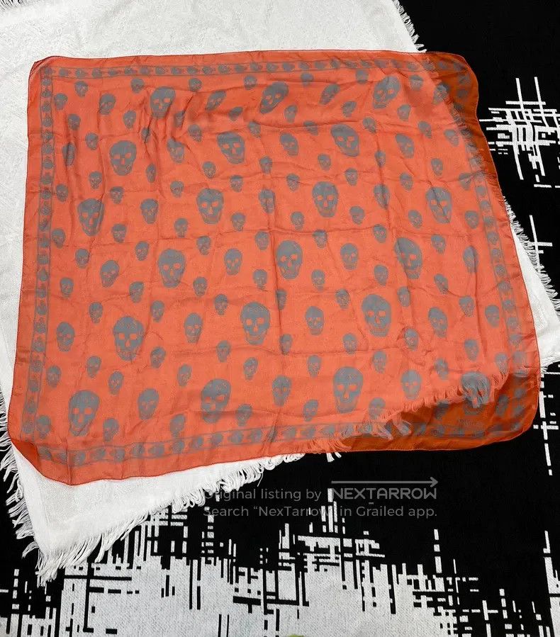 Alexander McQueen Alexander Mcqueen Orange skull printed scarf Size ONE SIZE - 3 Thumbnail
