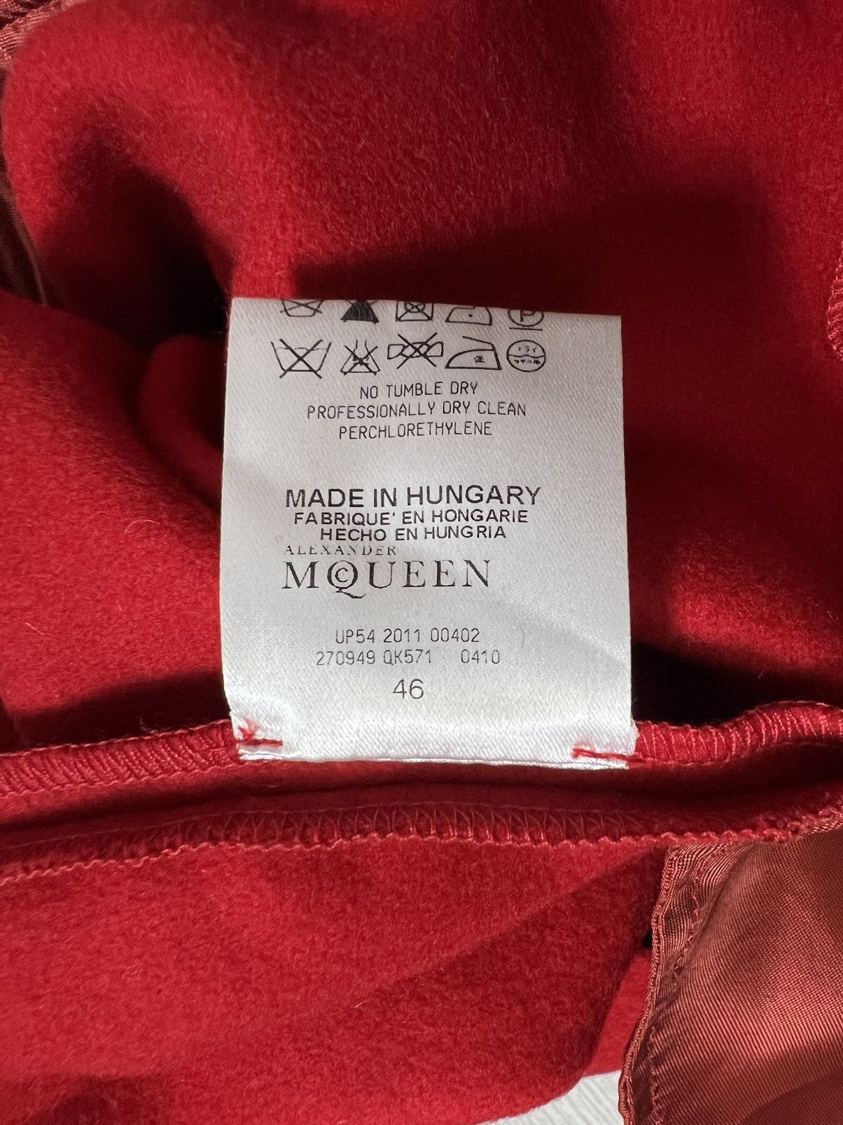 Alexander McQueen Alexander McQueen - FW11 - Coin Detail Wool Cropped Trousers Size US 30 / EU 46 - 17 Thumbnail