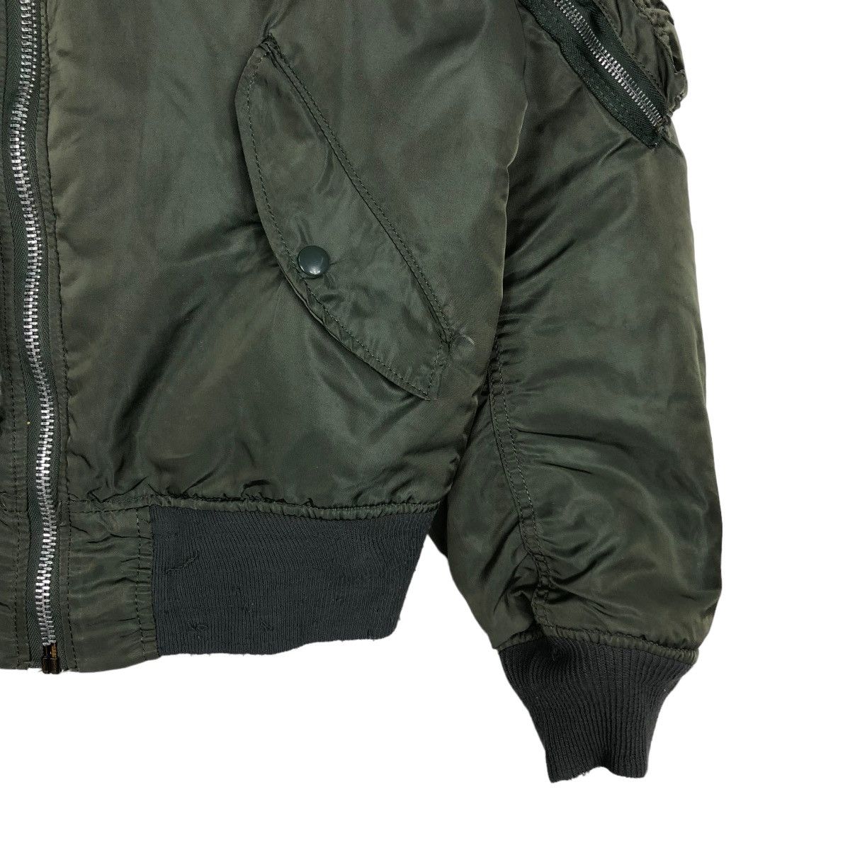 Alpha Industries 🔥 1970s VINTAGE RIOT RIOT ALPHA BOMBER JACKET MADE IN USA Size US M / EU 48-50 / 2 - 5 Thumbnail