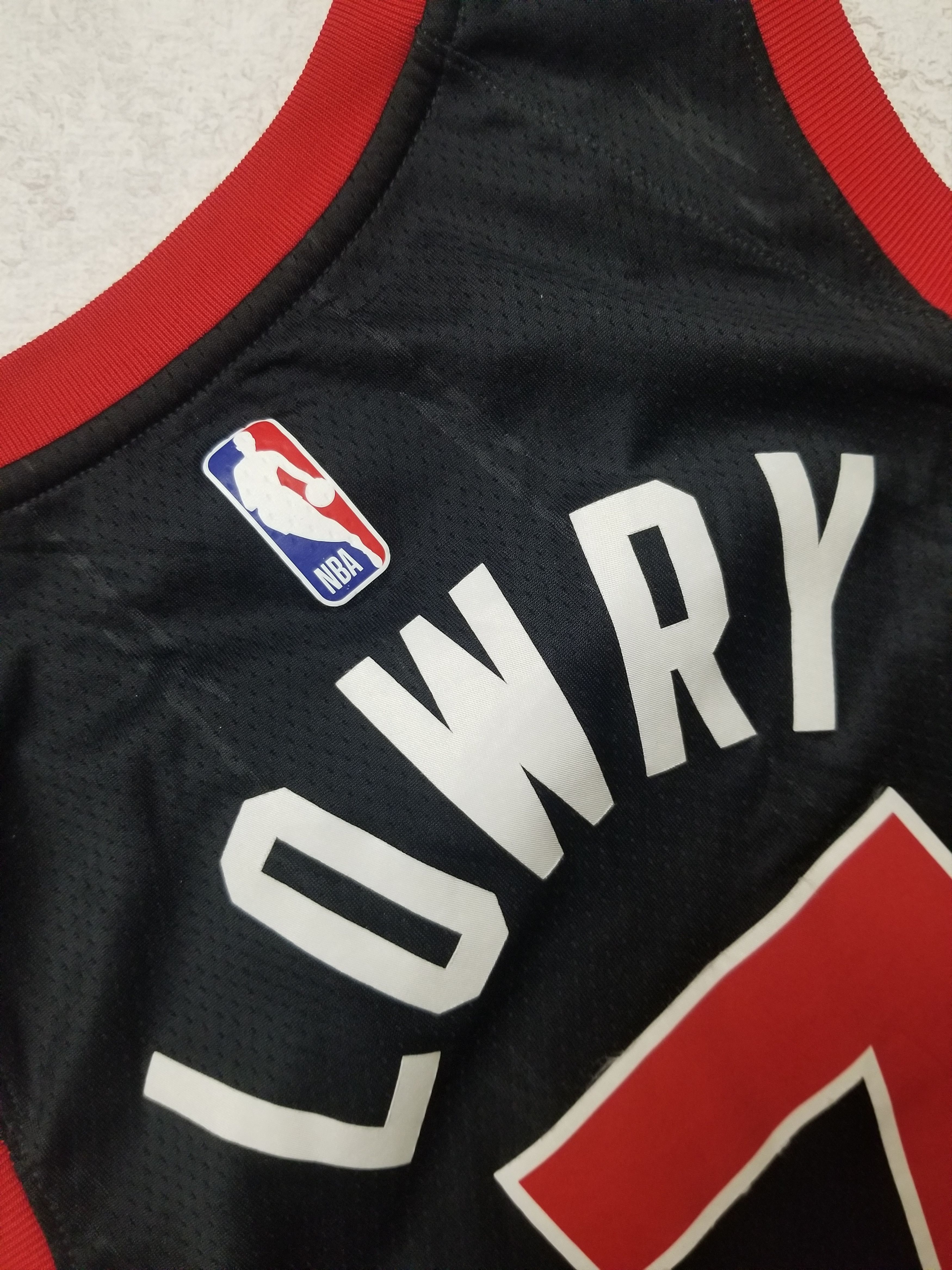Jordan Brand Kyle Lowry Toronto Raptors Nike Jordan STATEMENT Jersey Size US M / EU 48-50 / 2 - 9 Thumbnail