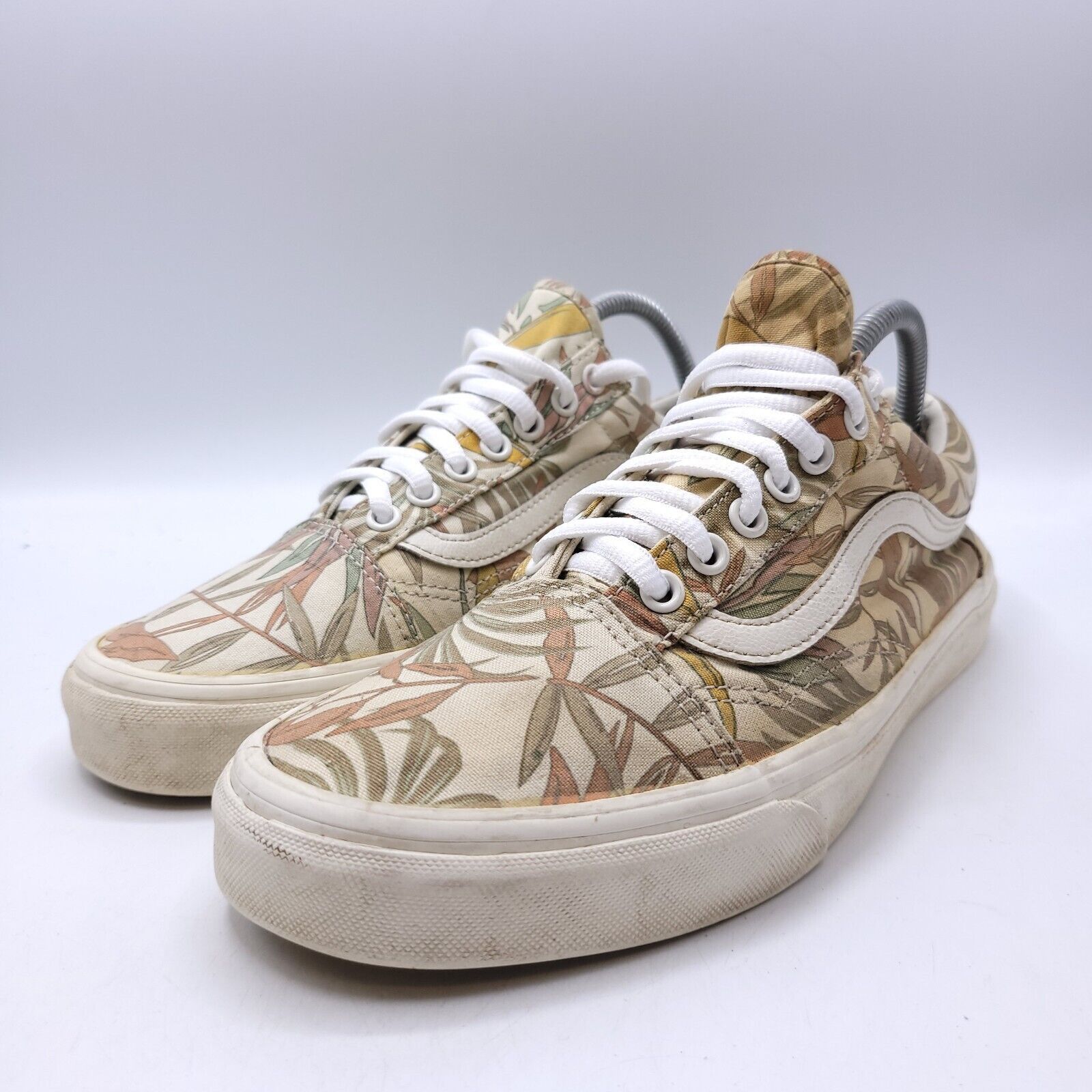Vans Vans Off the Wall Old Skool Shoe Womens Size 10 721278 Beige Size US 10 / IT 40 - 1 Thumbnail