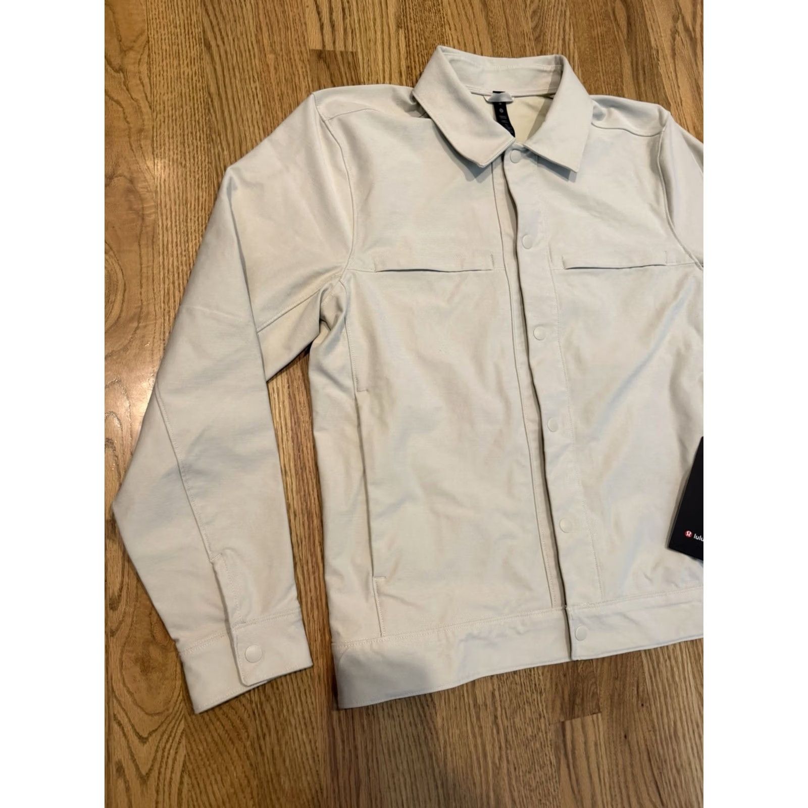 Lululemon Lululemon City Excursion Jacket Mens M Ivory Windbreaker Snap Button Collared Pockets NWT Size US M / EU 48-50 / 2 - 3 Thumbnail