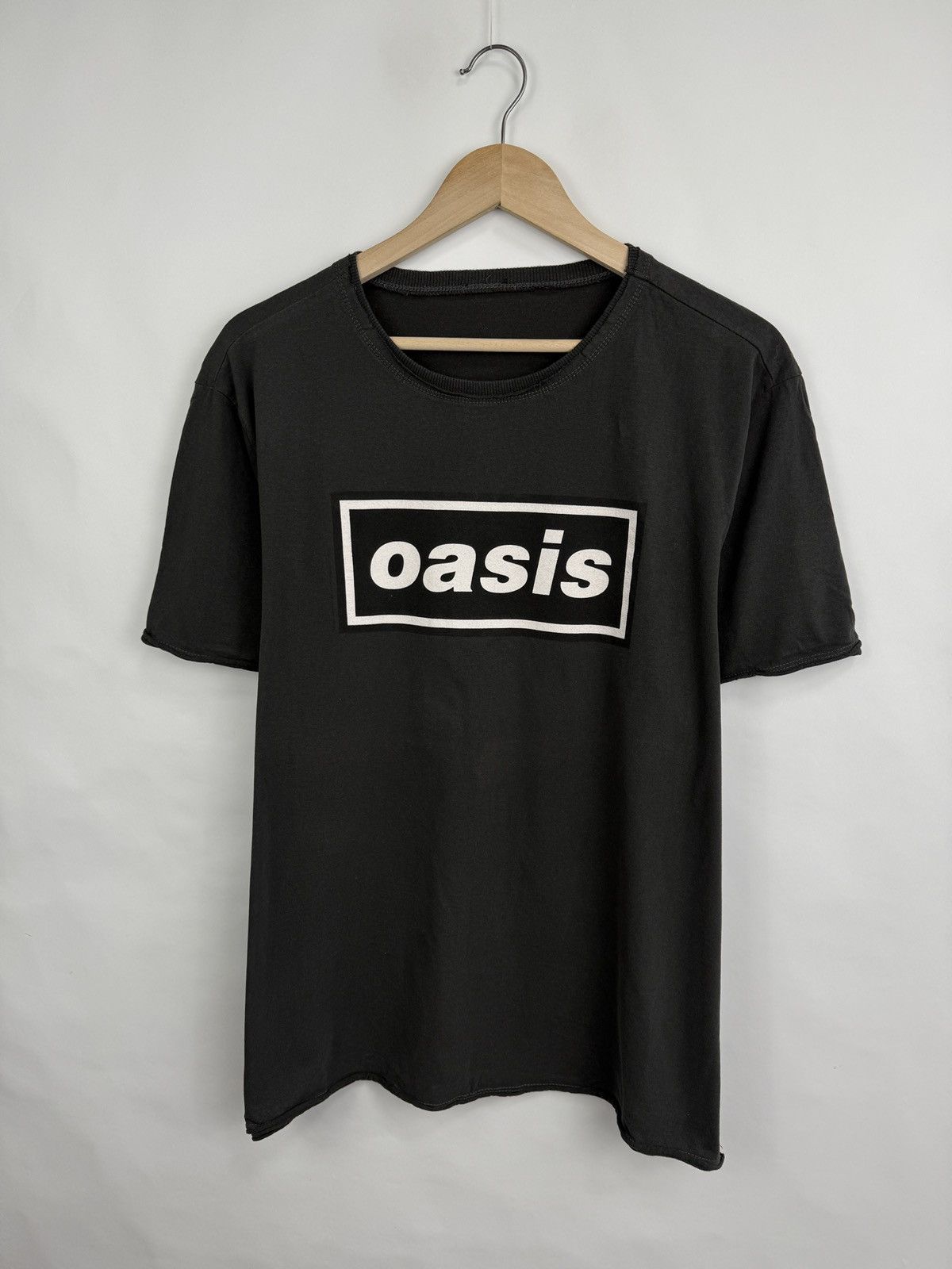 Band Tees 🇬🇧 Vintage Y2K Oasis Britpop T-Shirt Rare Liam Gallagher 2024 Size US L / EU 52-54 / 3 - 2 Thumbnail