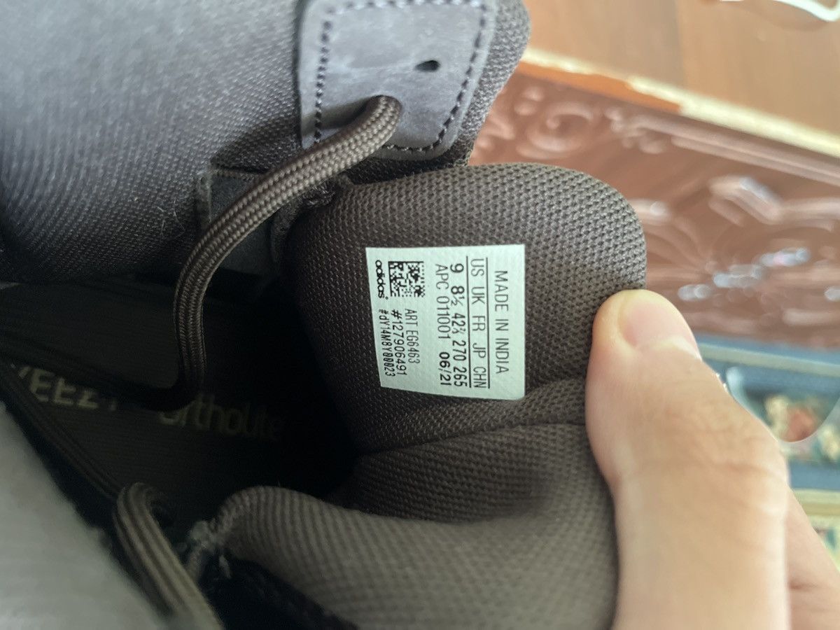 Adidas Adidas YZY DSRT Size US 9 / EU 42 - 5 Thumbnail