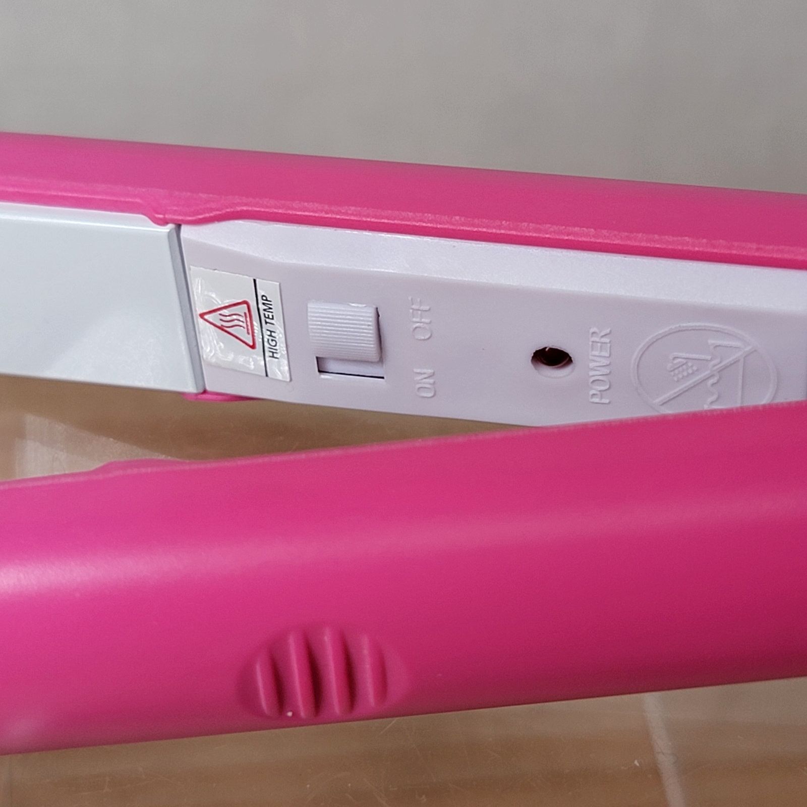 Other Keragard Travel Smart Ceramic Pink Mini Flat Iron - NIB Size ONE SIZE - 3 Thumbnail