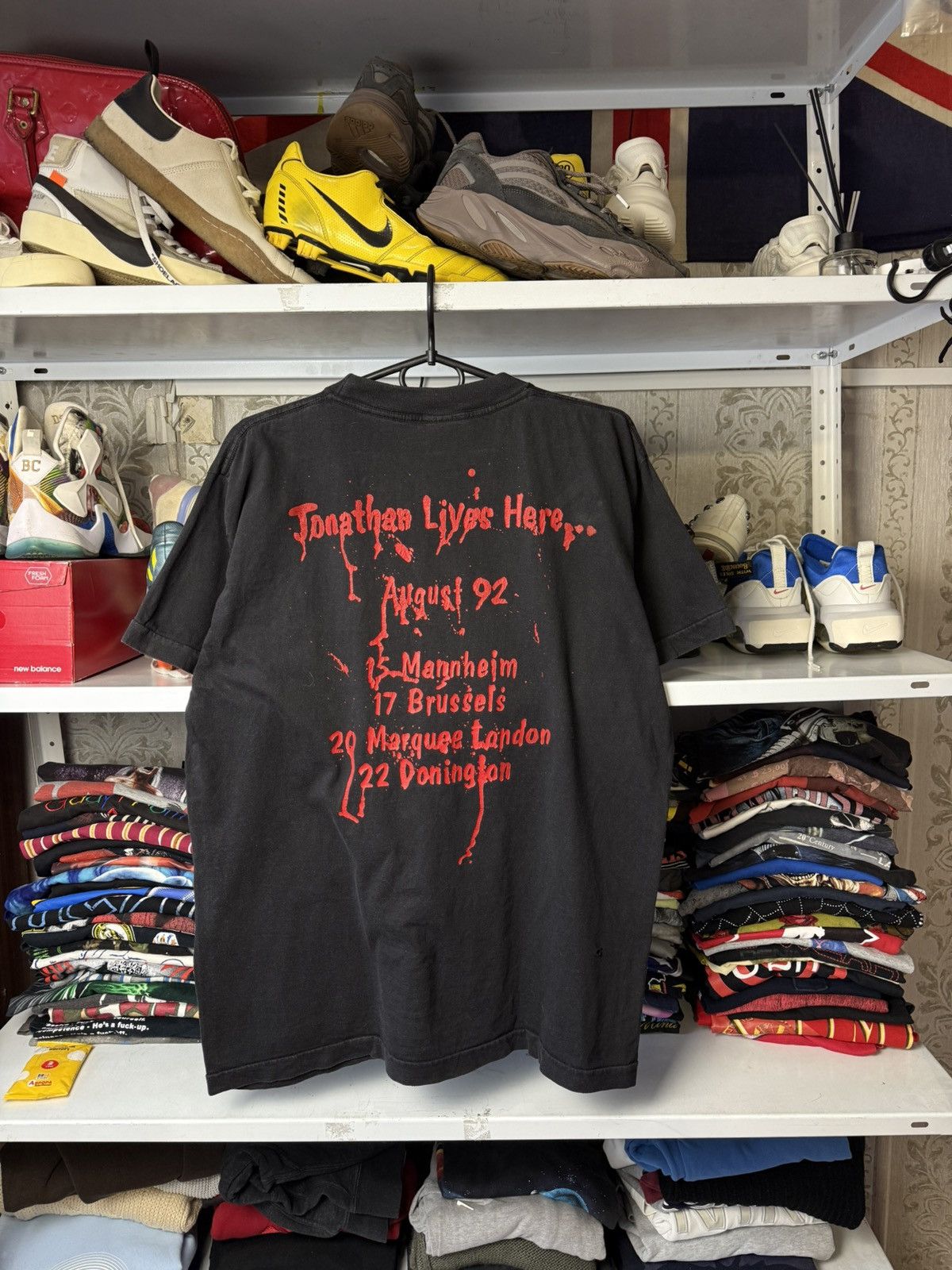 Vintage Vintage WASP The Crimson Idol 1992 t shirt Size US L / EU 52-54 / 3 - 3 Thumbnail