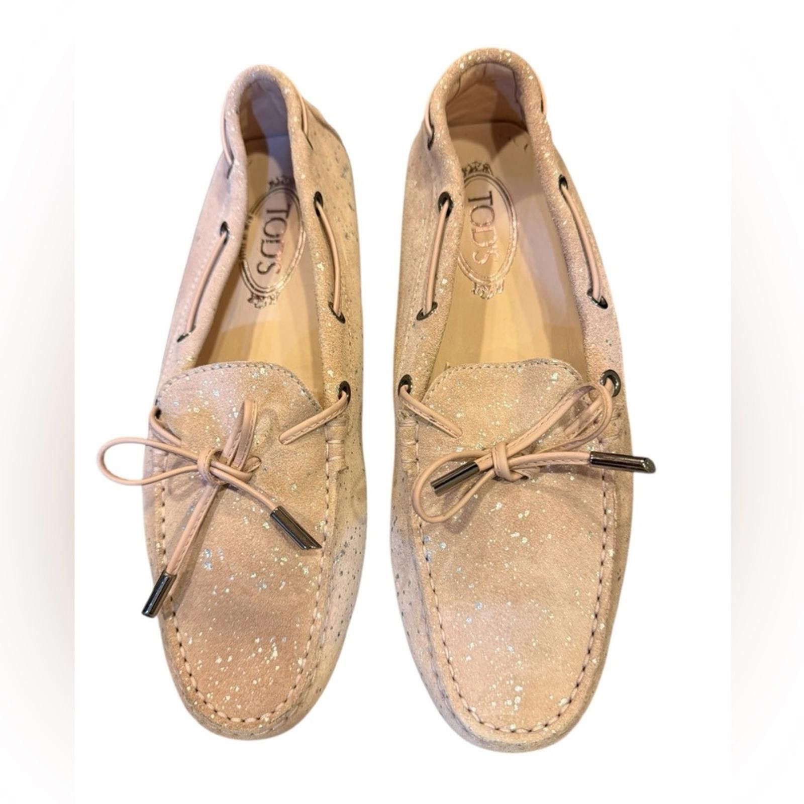 Tod's Tod's Women’s Suede Gommino Driving Loafers - sz 9.5 Size US 9.5 / IT 39.5 - 1 Thumbnail