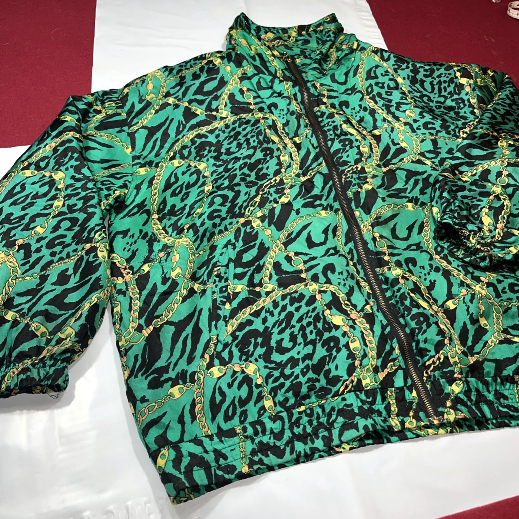 Vintage VINTAGE EVR Jacket Silk BOMBER Windbreaker Women’s XL 90s Leopard Gold Chains Black Green Short Zip Pockets Full Zip Casual Vintage Womens Size XL / US 12-14 / IT 48-50 - 6 Thumbnail