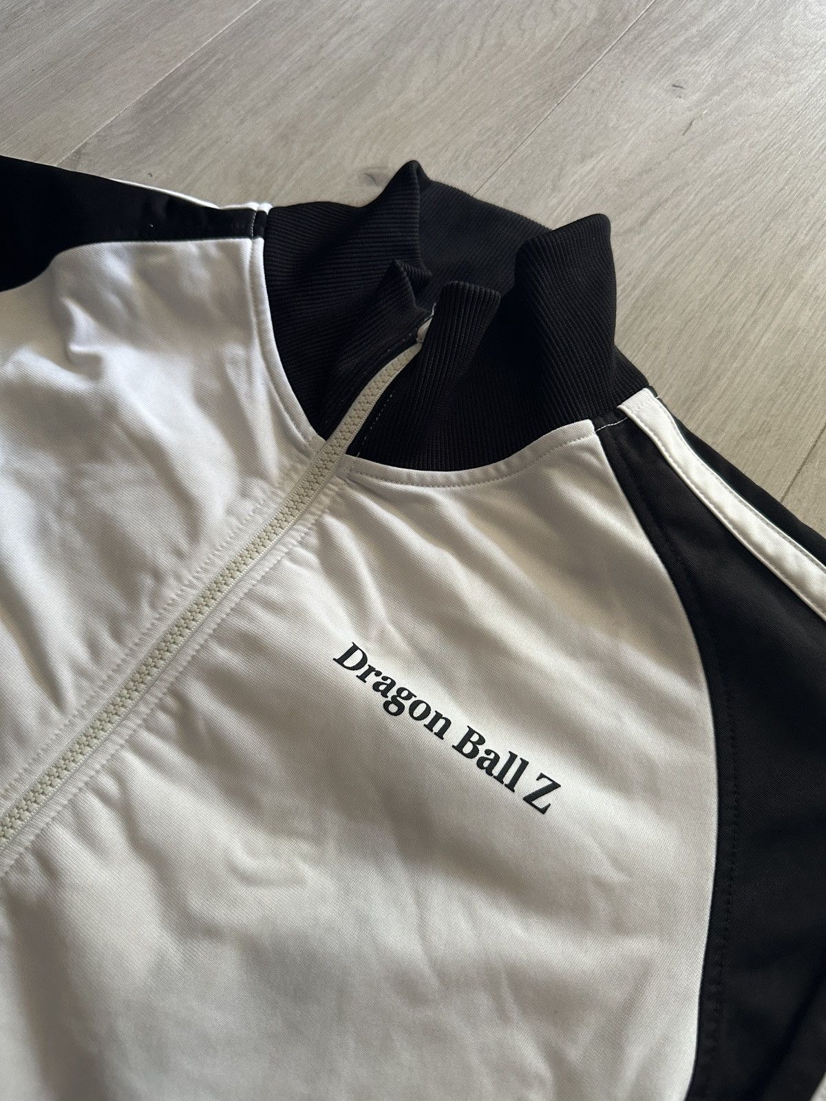 Vintage Vintage Dragon Ball Z Big Logo Tracksuit Size US L / EU 52-54 / 3 - 5 Thumbnail