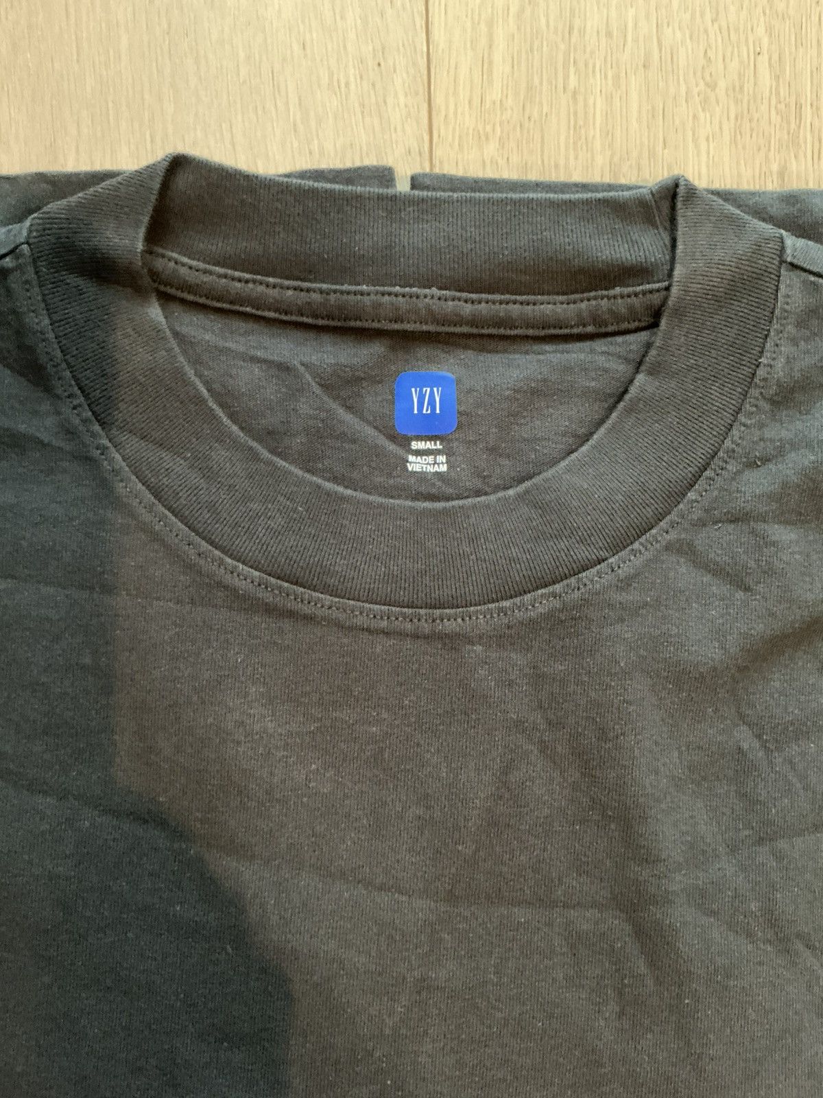 Gap × Yeezy Yeezy Gap Blank Tee H02 Black Small Size US S / EU 44-46 / 1 - 5 Thumbnail