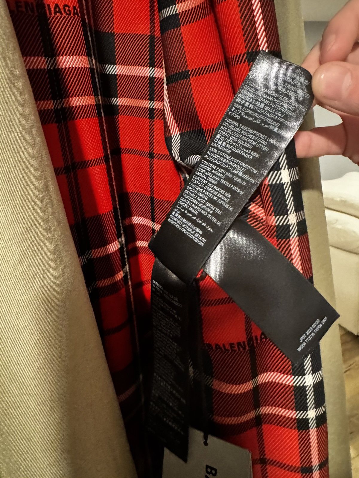 Balenciaga NWT Balenciaga FW20 Garde-Robe Plaid-Lined Trench Coat F38 Size S / US 4 / IT 40 - 11 Thumbnail