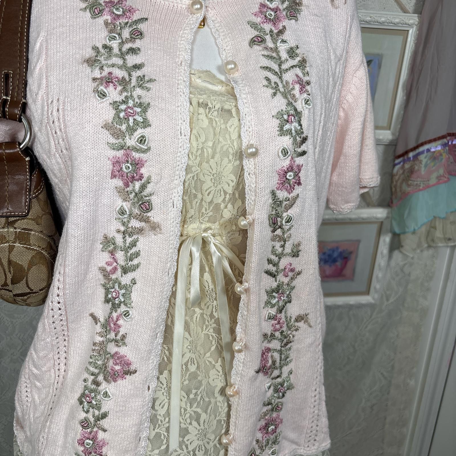 Other vintage floral shabby chic embroidered cardigan Size M / US 6-8 / IT 42-44 - 3 Thumbnail