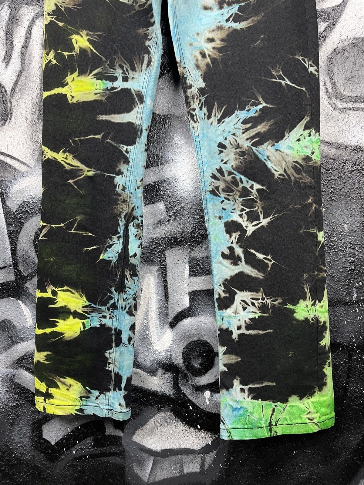 Jaded London Jaded London Tie-Dye Blue/Green Boyfriend Fit Women’s Jeans Size 26" / US 2 / IT 38 - 7 Thumbnail