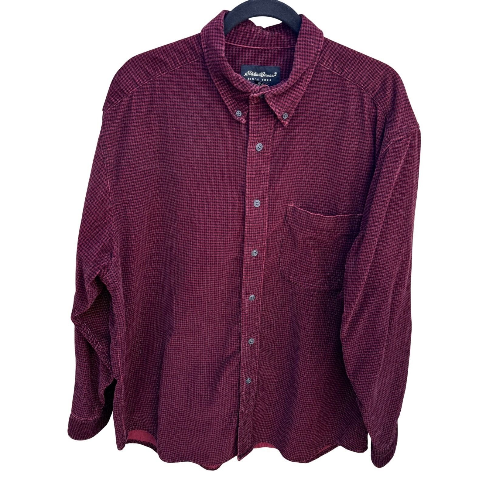 Eddie Bauer Eddie Bauer Mens Burgundy Houndstooth Corduroy Button Up Shi Size US L / EU 52-54 / 3 - 1 Thumbnail