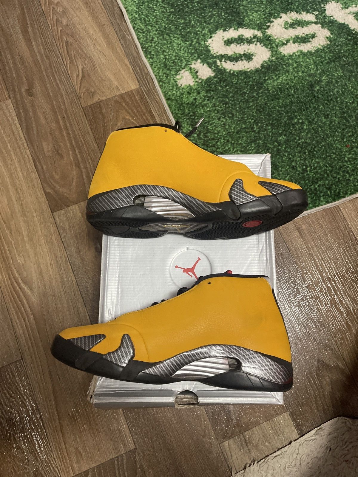 Jordan Brand Jordan 14 “Yellow Ferrari” Size US 9.5 / EU 42-43 - 4 Thumbnail