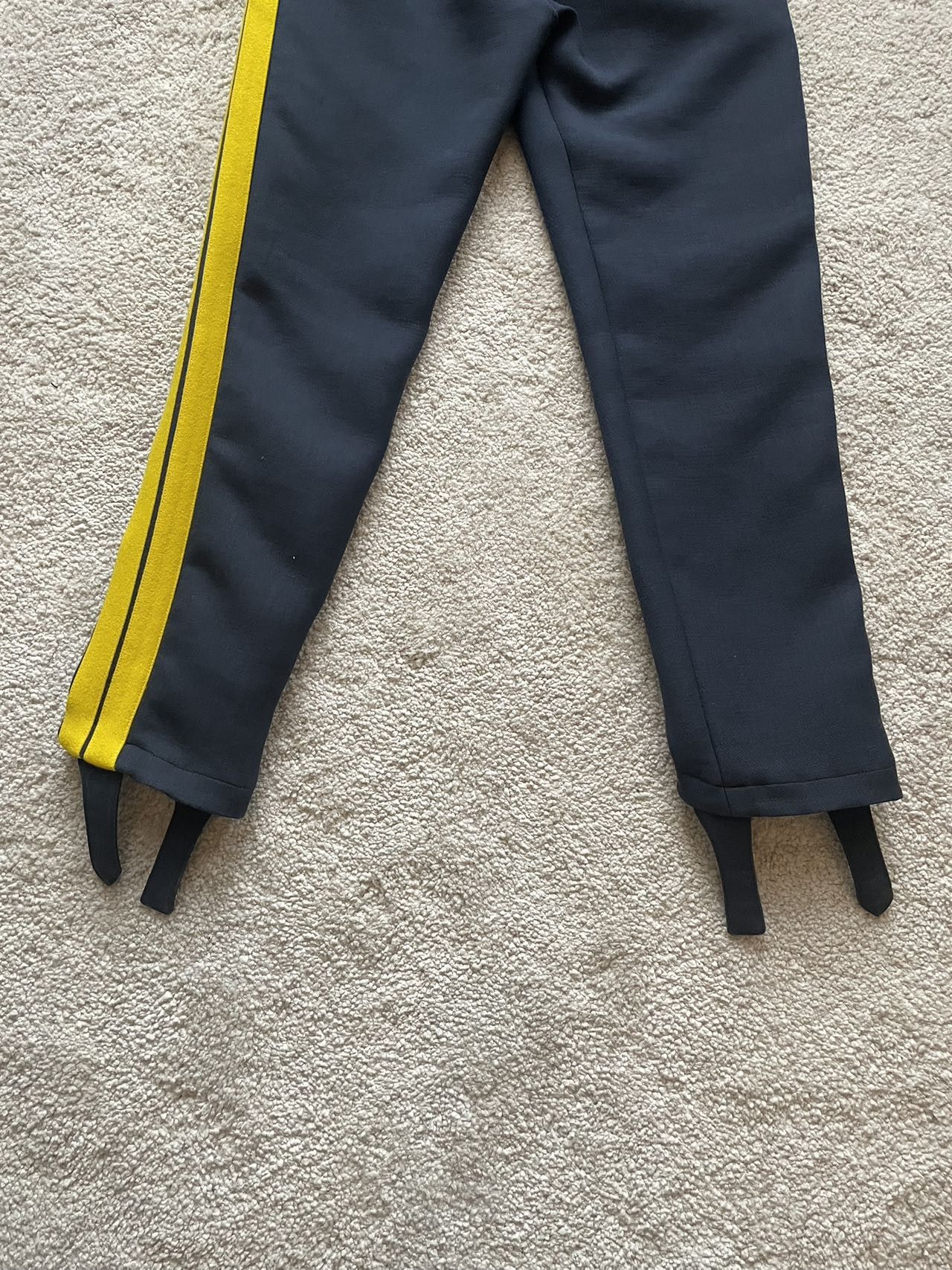 Off-White Off-White Cropped Side Stripe Trousers Size 25" / US 0 / IT 36 - 5 Thumbnail