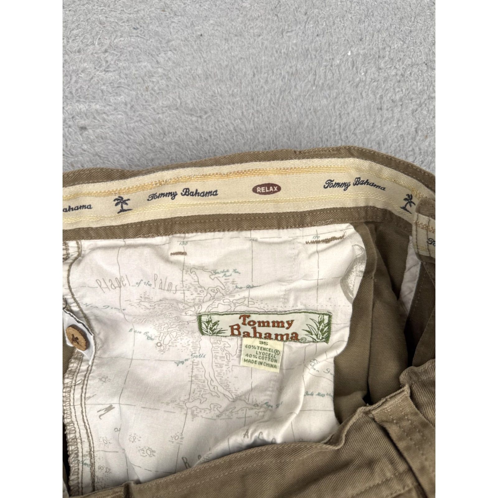 Tommy Bahama Tommy Bahama Shorts Mens 36 Khaki Relax Pleated Chino Zip Fly Map Lining Resort Size US 38 / EU 54 - 7 Thumbnail