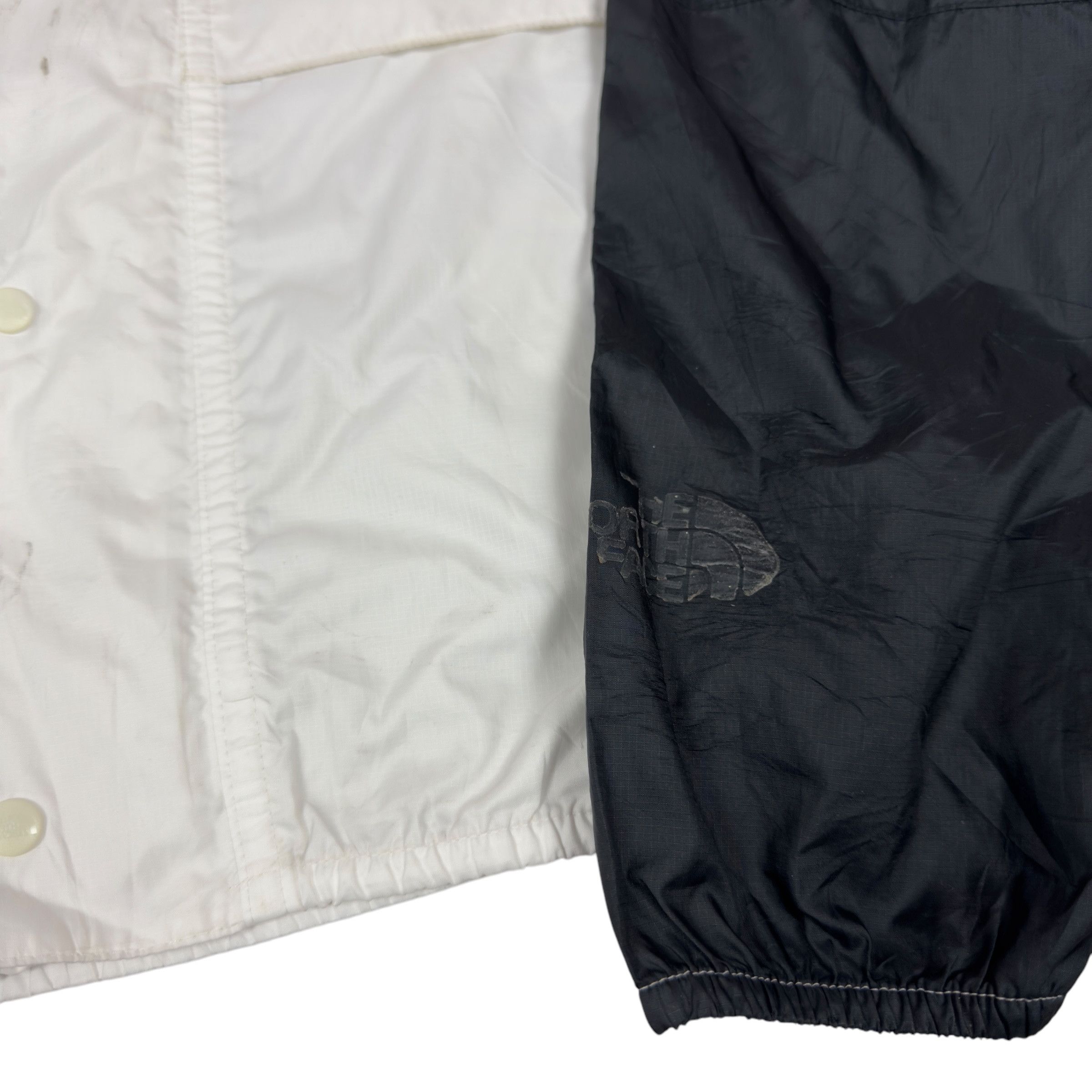 The North Face The North Face Men's White Black Hooded Snap Button Jacket L Size US L / EU 52-54 / 3 - 6 Thumbnail