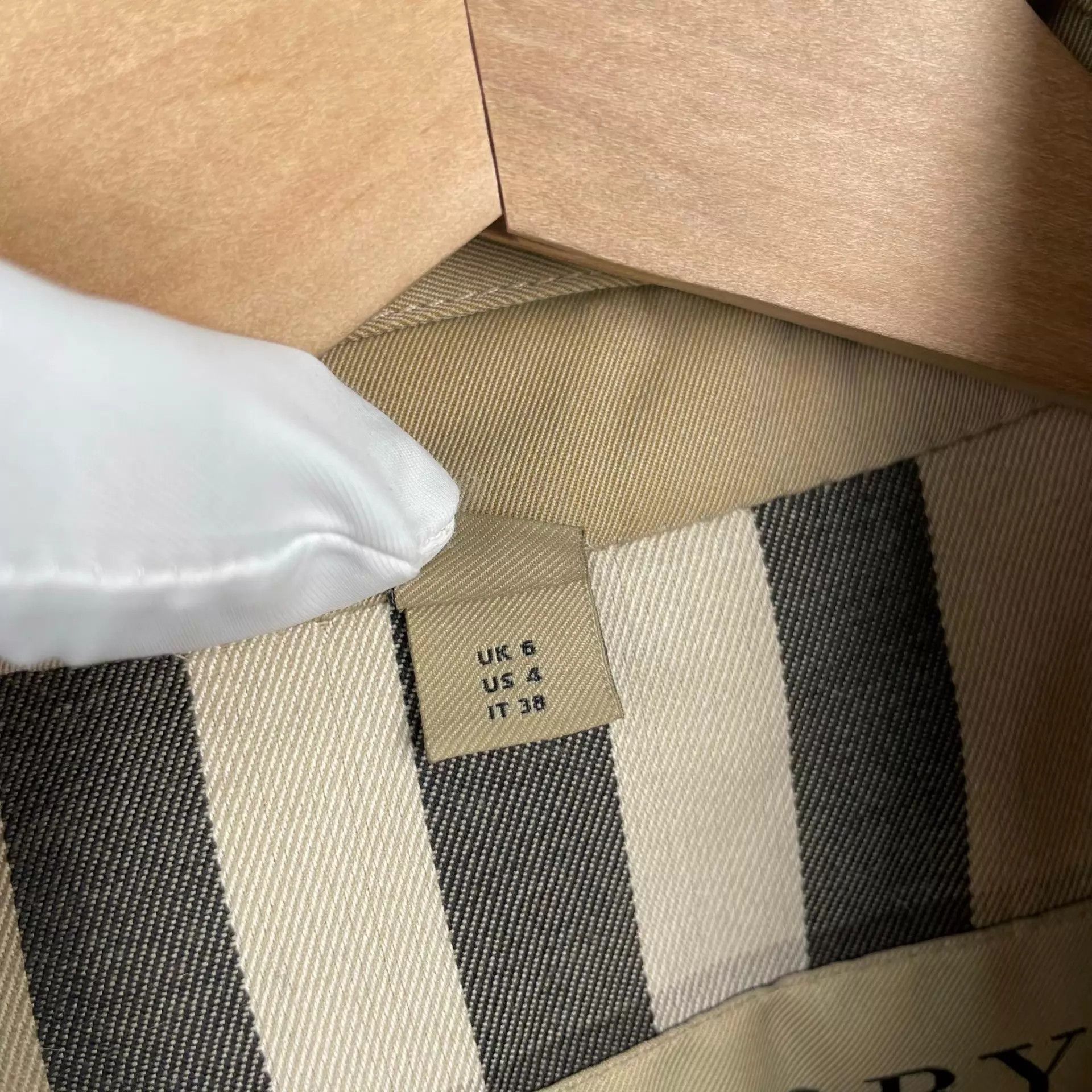 Burberry Burberry Khaki Double-Breasted Belted Long TrenchCoat 38 Size XS / US 0-2 / IT 36-38 - 6 Thumbnail