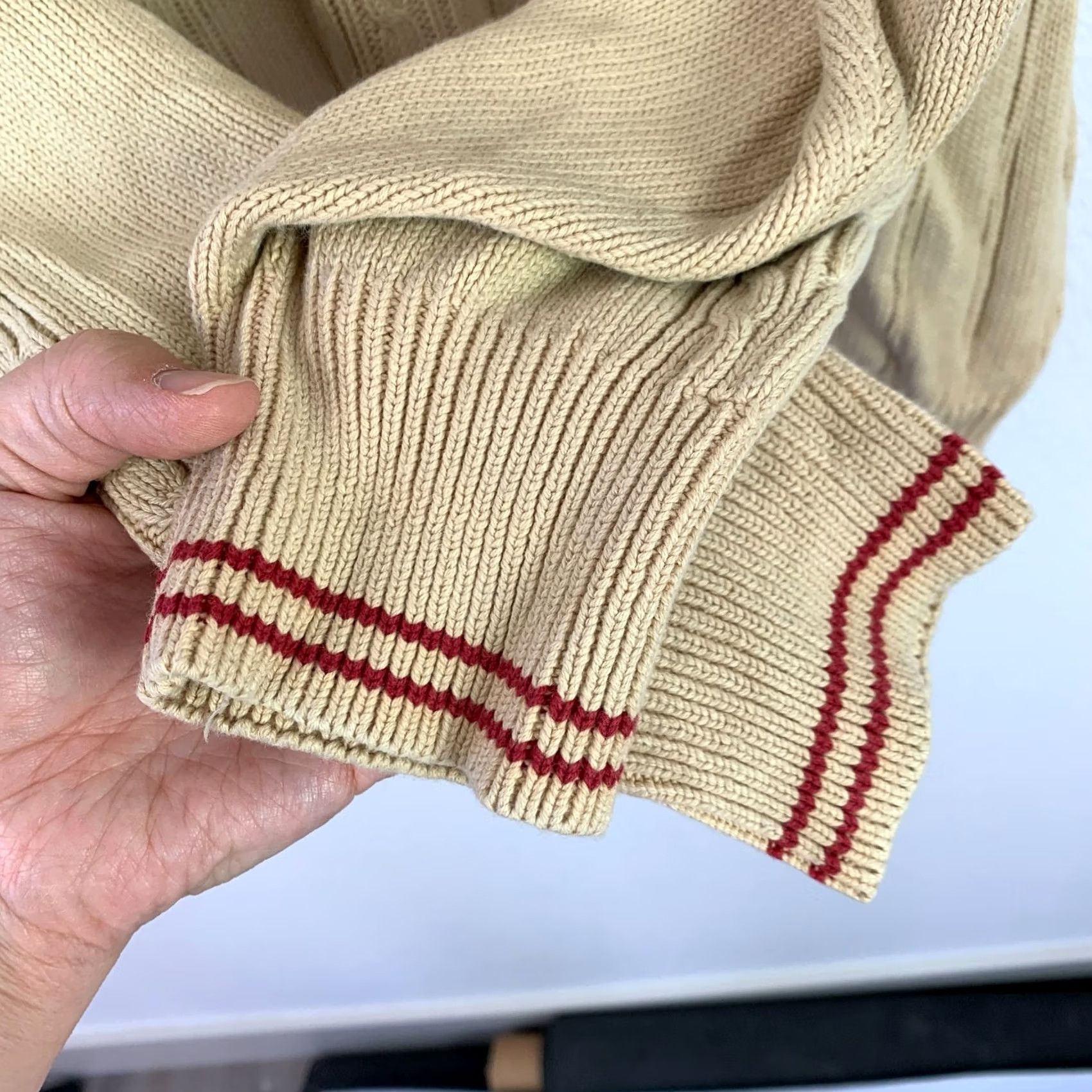 Oscar Jacobson Oscar Jacobson V-Neck Sweater Tan Knit XXL 1970s Scotland Size US XXL / EU 58 / 5 - 6 Thumbnail