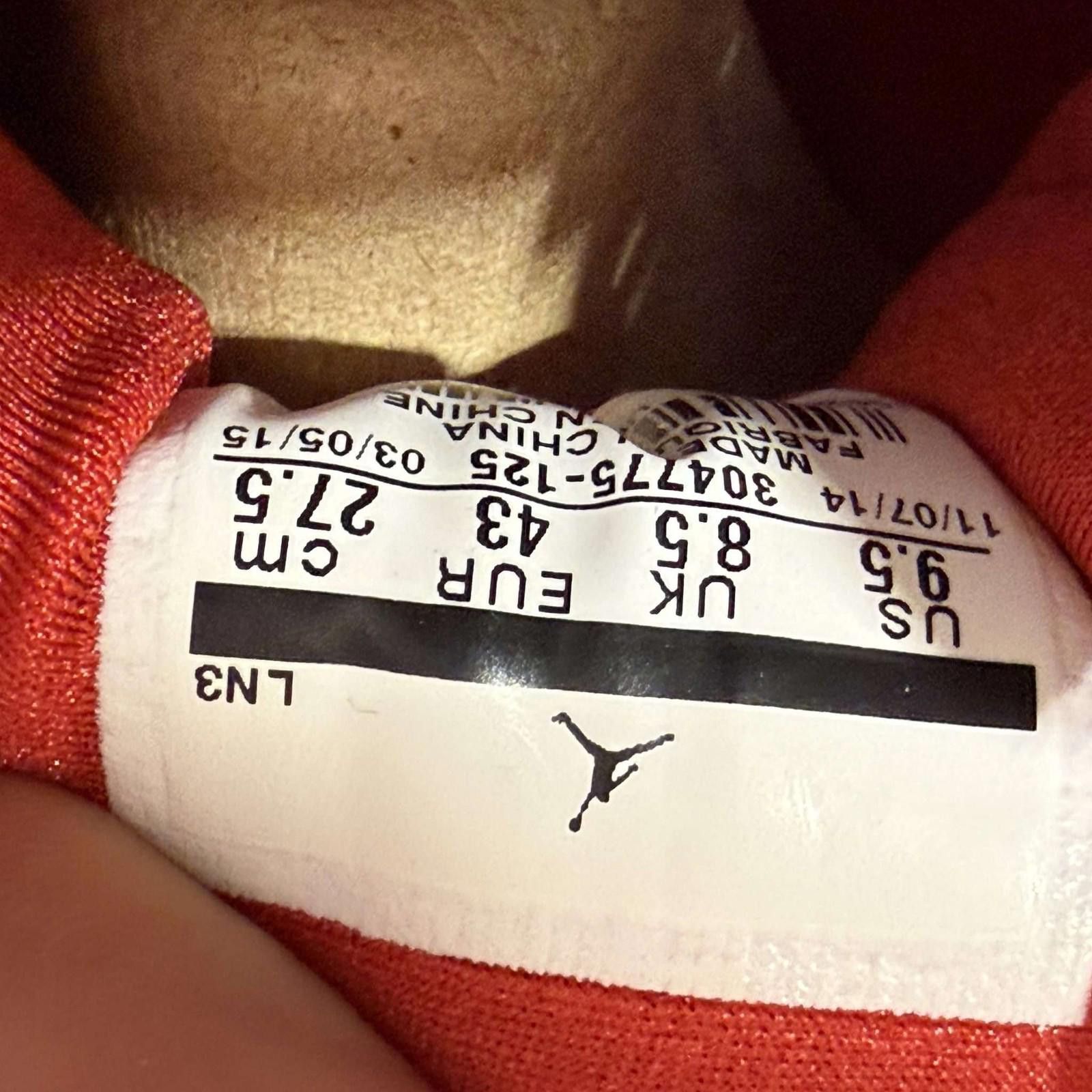 Jordan Brand Jordan 7 Hare (2015) White Red Sneakers US 9.5 Used No Box Size US 9.5 / EU 42-43 - 9 Thumbnail