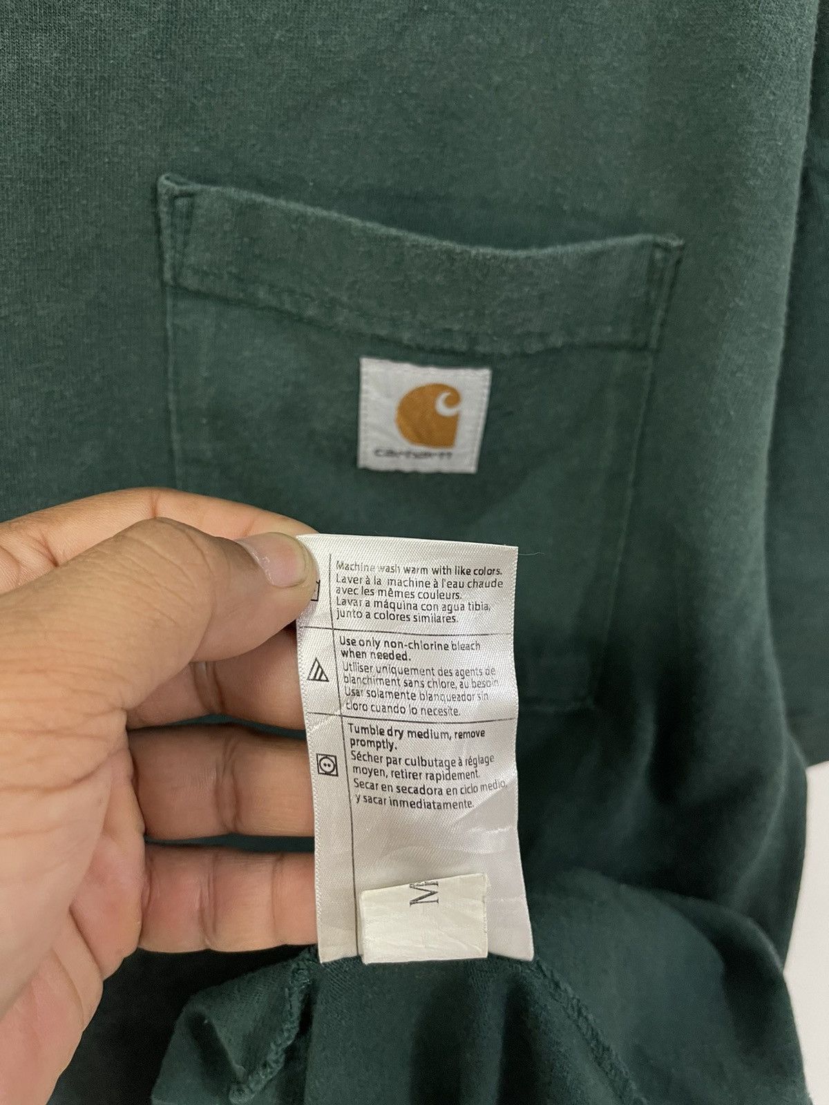 Carhartt Carhartt Mini Logo Single Pocket Vintage Tshirt Size US M / EU 48-50 / 2 - 8 Thumbnail