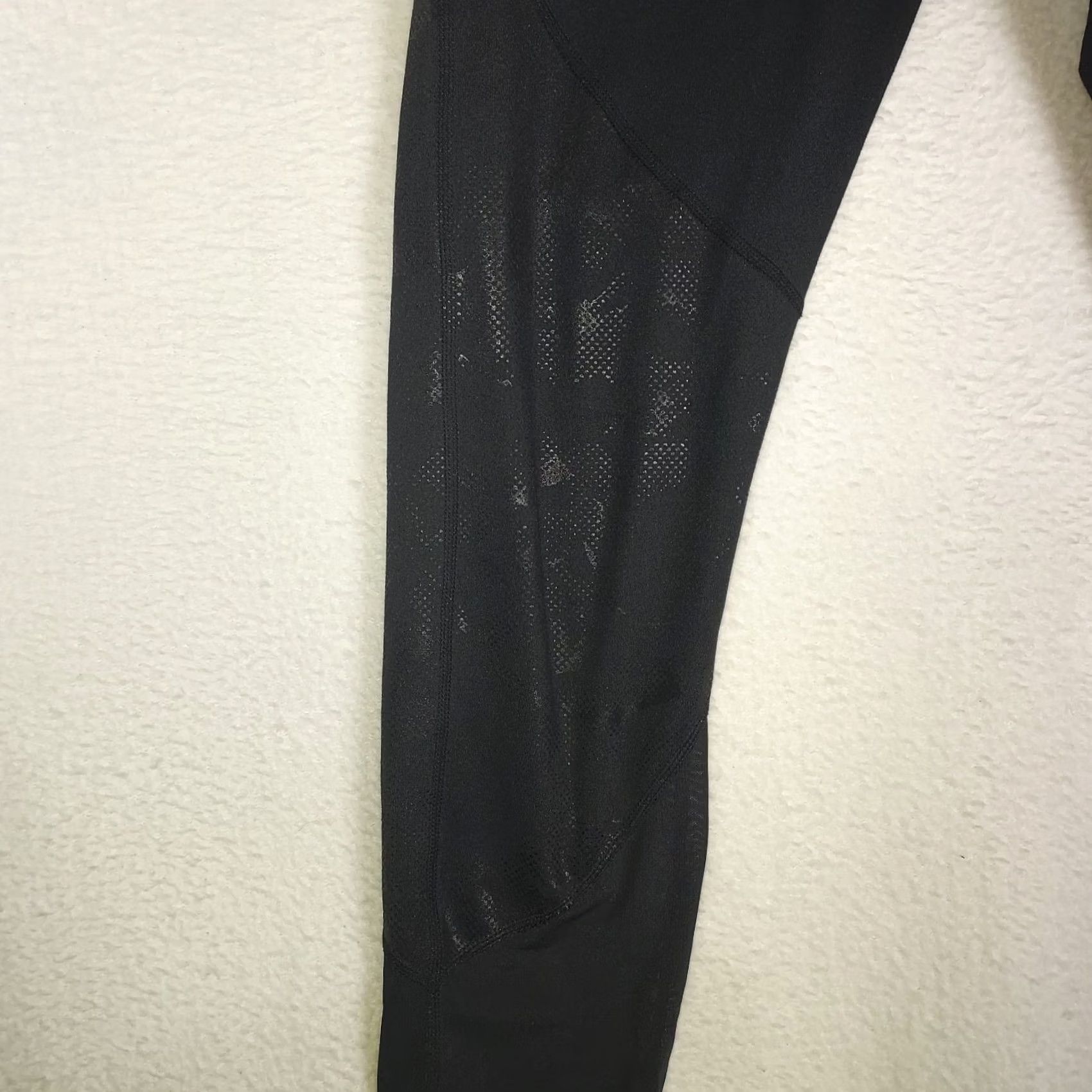 Fabletics Fabletics Women's S PowerHold High Rise 7/8 Leggings Black Compression Leg Skinny Activewear Yoga Pants MS Size 28" / US 6 / IT 42 - 3 Thumbnail
