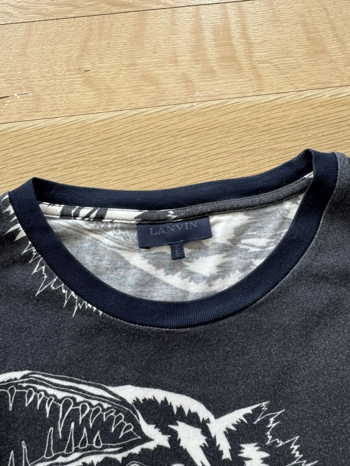 Lanvin Limited Edition Wolf Tee Size US M / EU 48-50 / 2 - 4 Thumbnail
