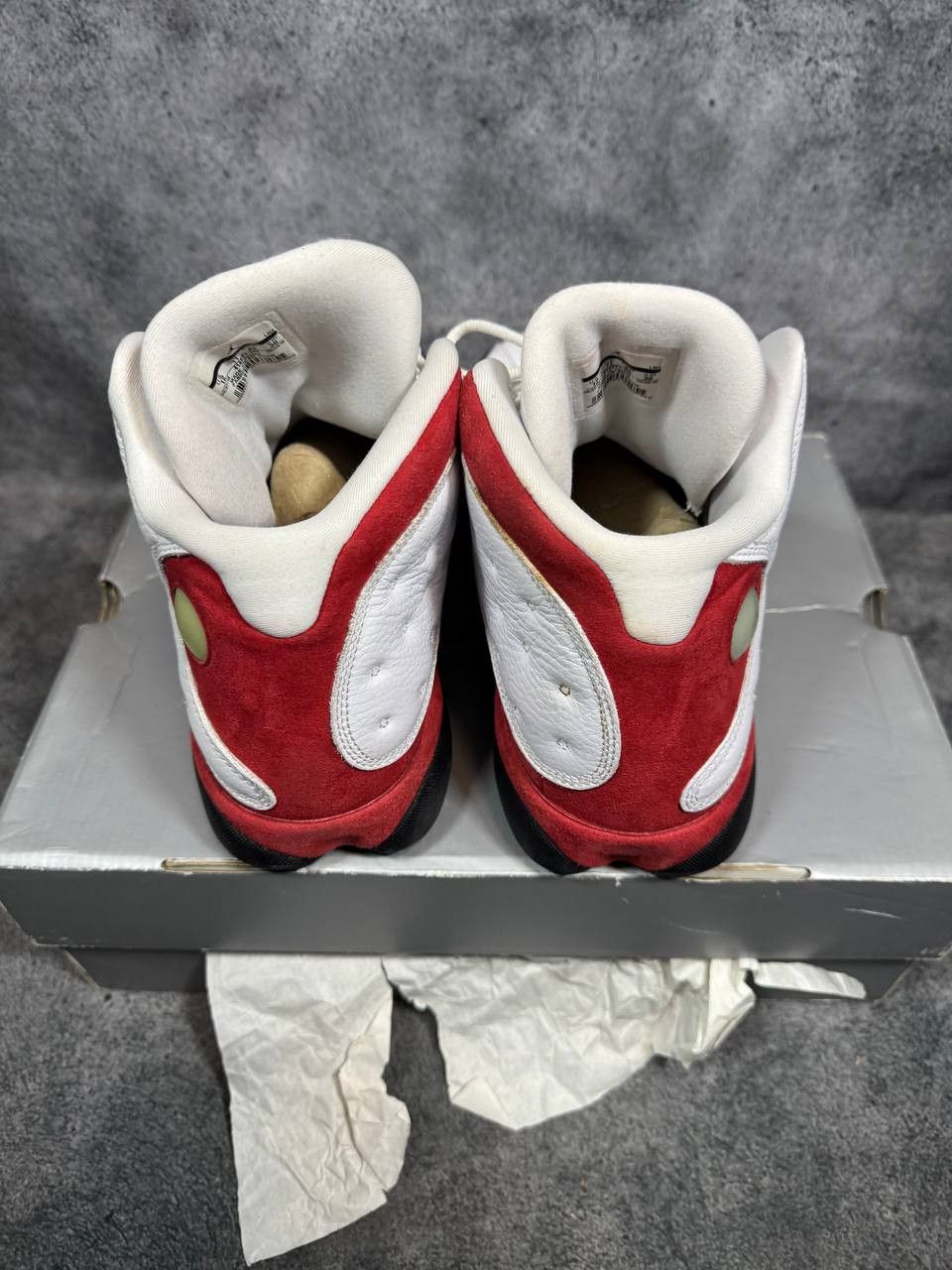Jordan Brand Size 12 | Jordan 13 Chicago With Box | Pre-Owned Size US 12 / EU 45 - 3 Thumbnail