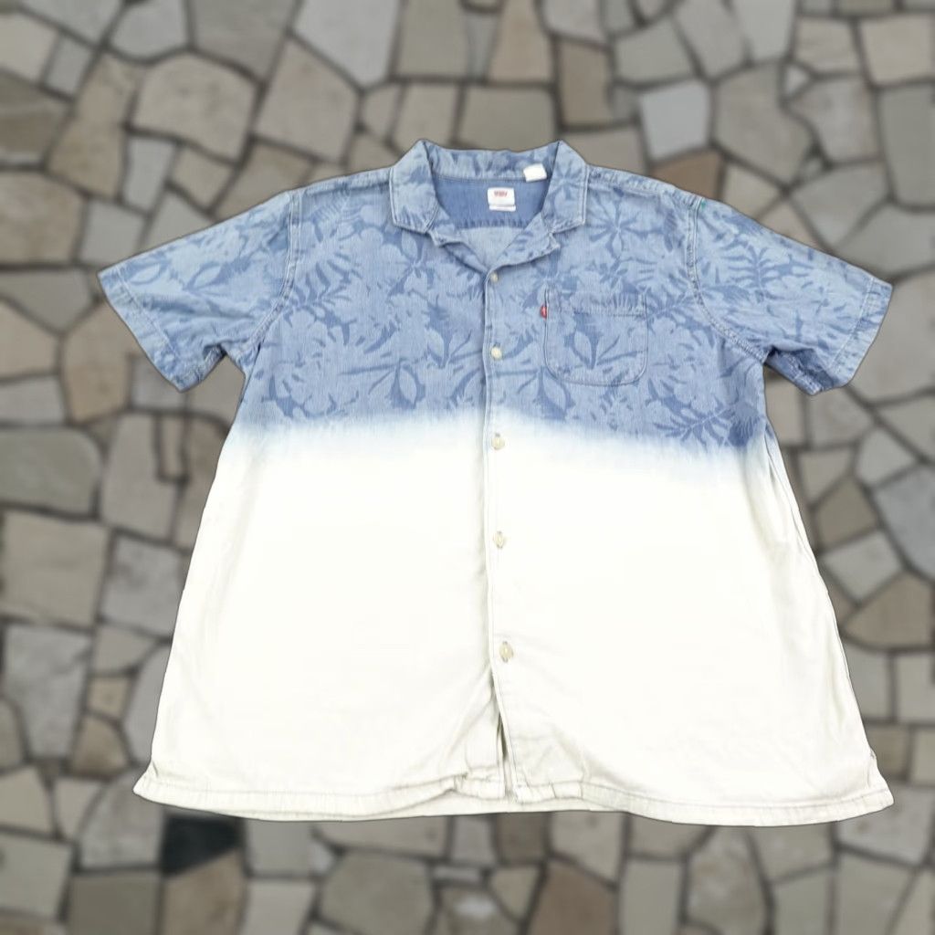 Levi's Levi's Button-Up Shirt Men Large Floral Chambray Blue White Short Sleeve Casual Travel Size US L / EU 52-54 / 3 - 1 Thumbnail