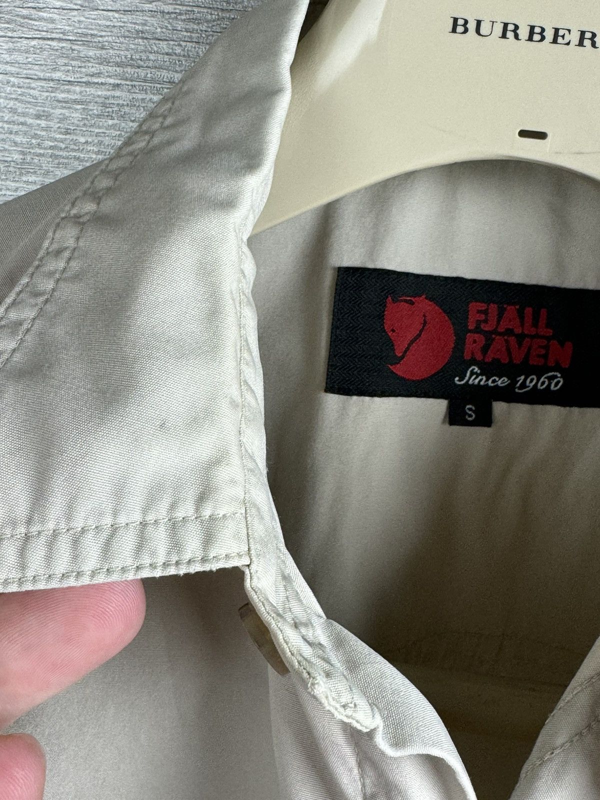 Fjallraven Overshoot Fjallraven Vintage Outdoor Y2K Size S-M Size US S / EU 44-46 / 1 - 4 Thumbnail