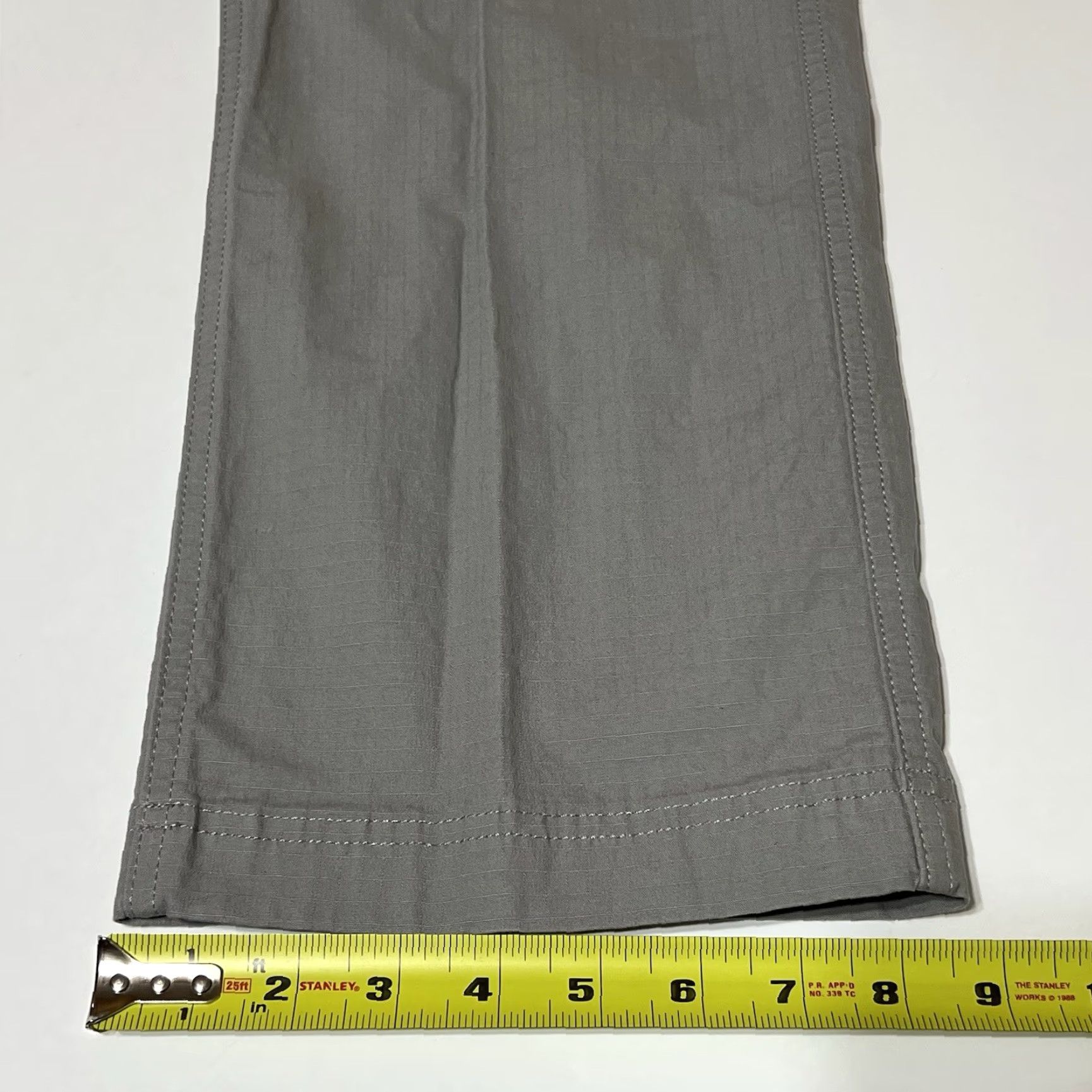 Roundtree & Yorke Roundtree & Yorke Pants Men 32x29 Gray Classic Fit Cargo Straight Flat Front 32x29 Regular Mens Size US 29 - 7 Thumbnail