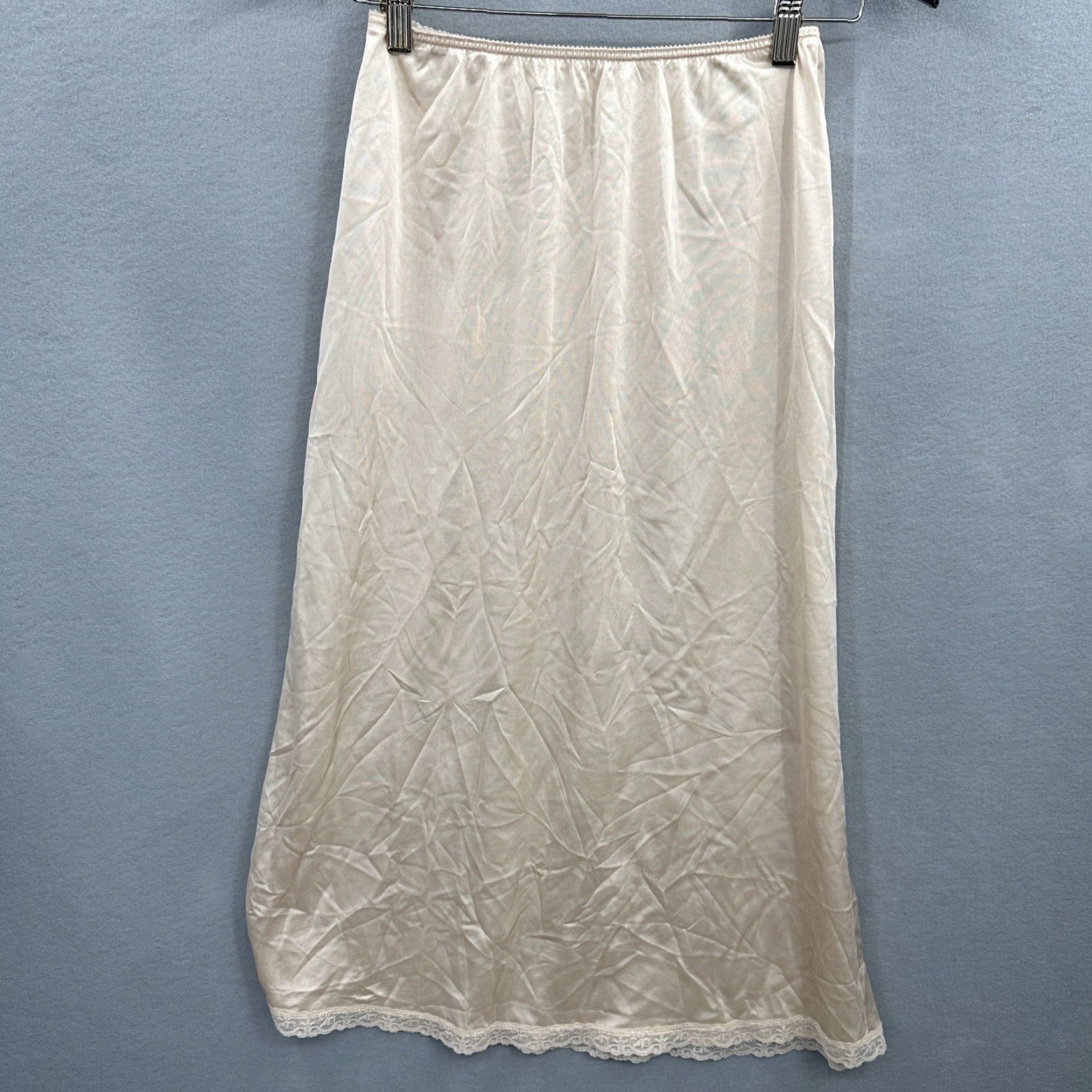 Vintage VINTAGE Warner Slip Womens Medium Pink Satin 32.5” Waist to Hem 55300 Antron Sissy Decade 1990s Look Art Deco Shoes? Size ONE SIZE - 5 Thumbnail