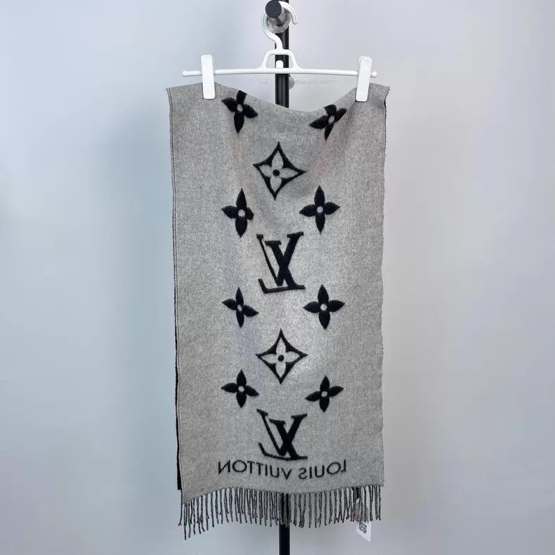 Louis Vuitton Louis Vuitton Black and grey printed cashmere double tasse Size ONE SIZE - 3 Thumbnail