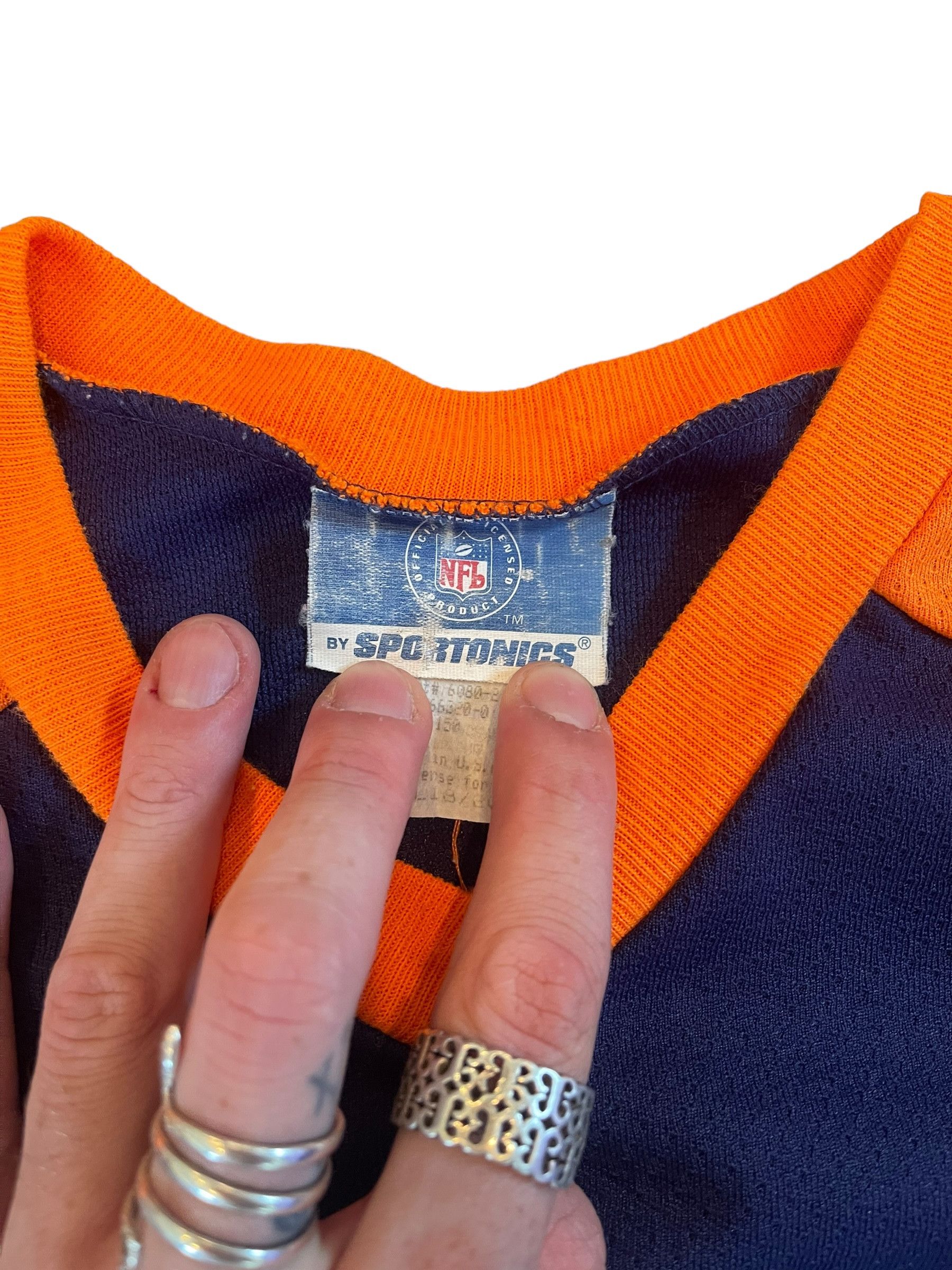 Disney × NFL × Vintage Vintage 90s Taz Denver Broncos Looney Tunes Jersey Size US S / EU 44-46 / 1 - 6 Thumbnail