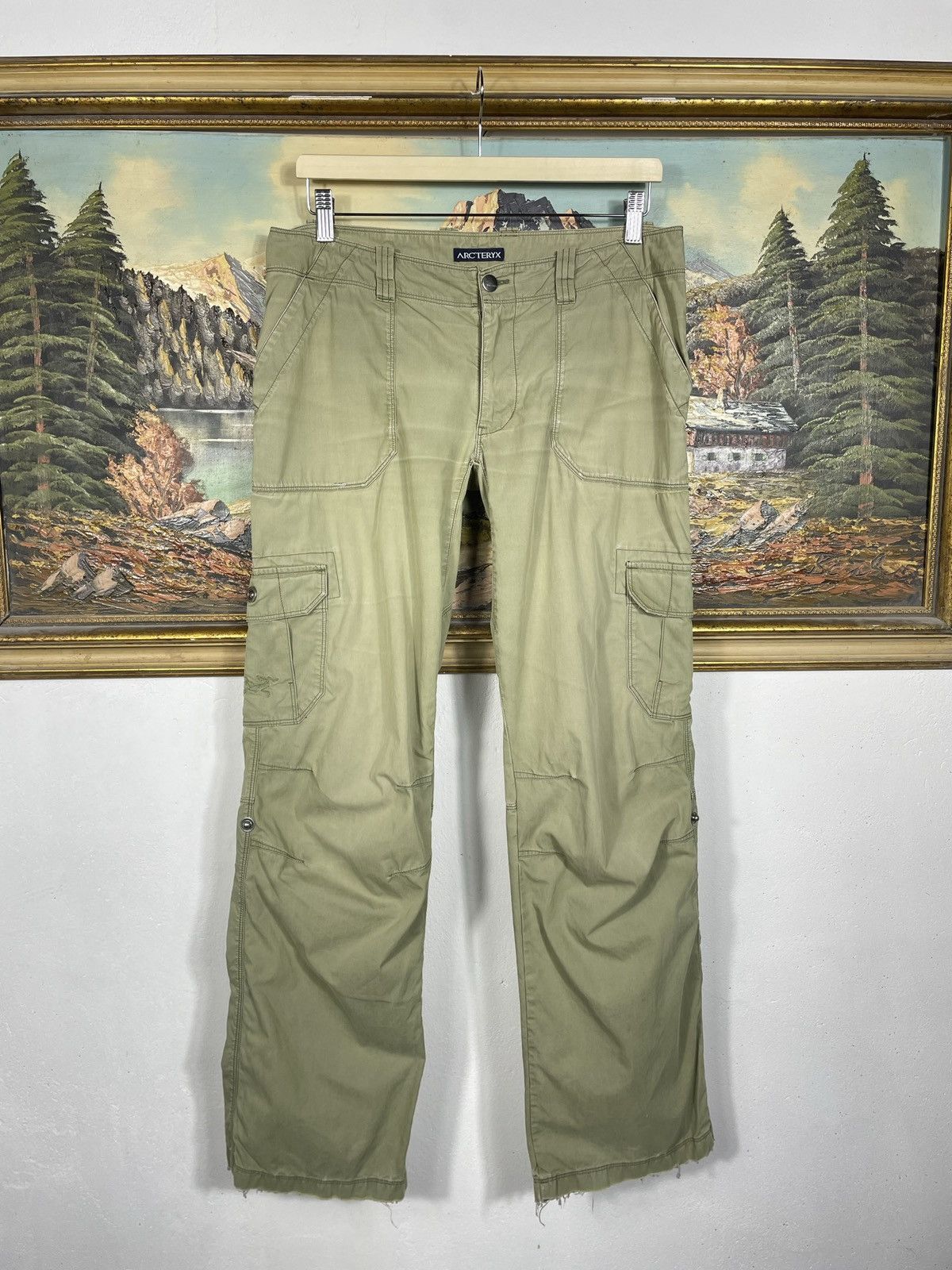 Arc'teryx × Vintage Arc’teryx vintage green khaki cargo trousers pants gorpcore Size 30" / US 8 / IT 44 - 1 Thumbnail