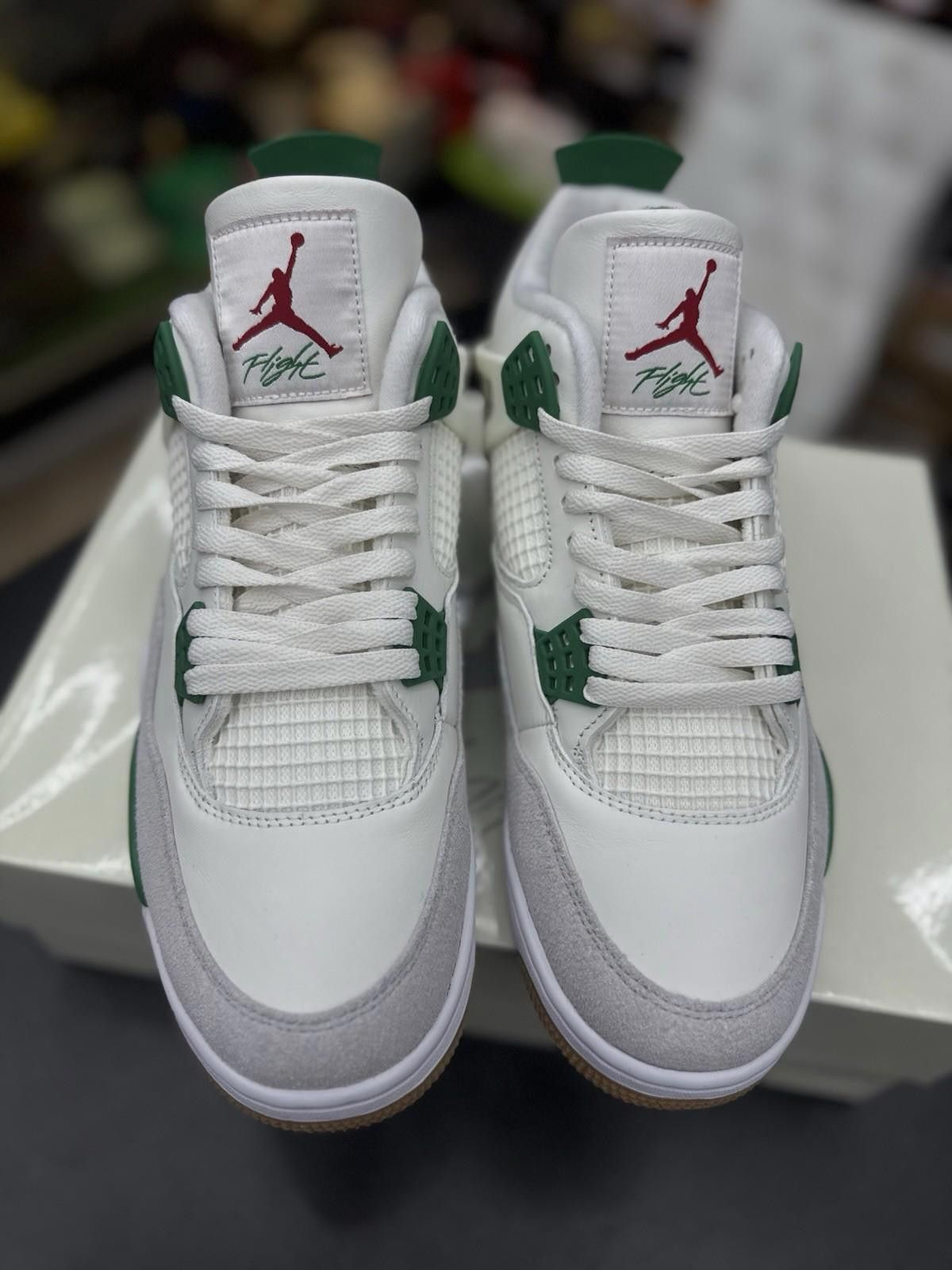 Jordan Brand Size 10.5 - Jordan 4 Retro SP x Nike SB Mid Pine Green New Size US 10.5 / EU 43-44 - 2 Thumbnail