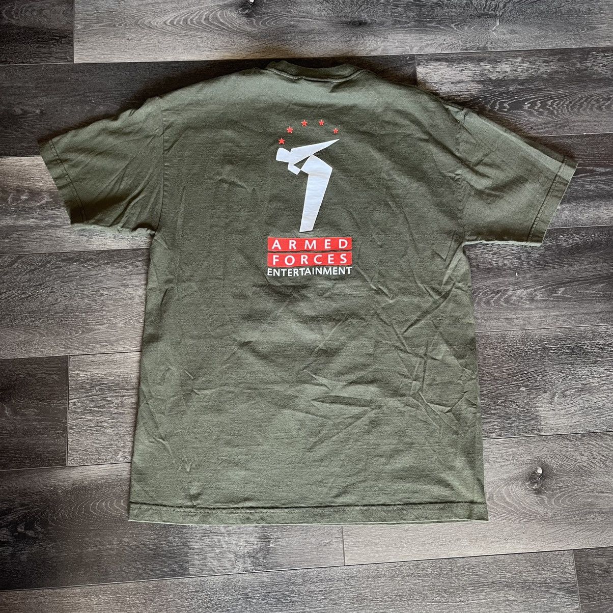 WWE Vintage 2005 Tribute to the Troops Military Logo Tee Shirt Size US L / EU 52-54 / 3 - 2 Thumbnail