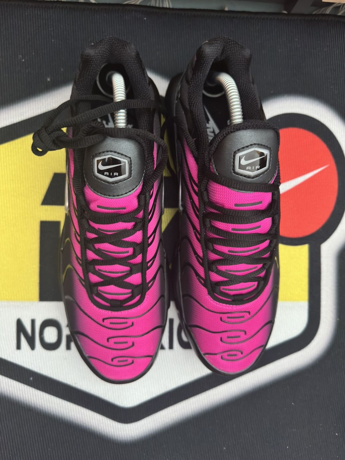 Nike Nike Air Max Plus Black/pink Size US 9 / EU 42 - 5 Thumbnail