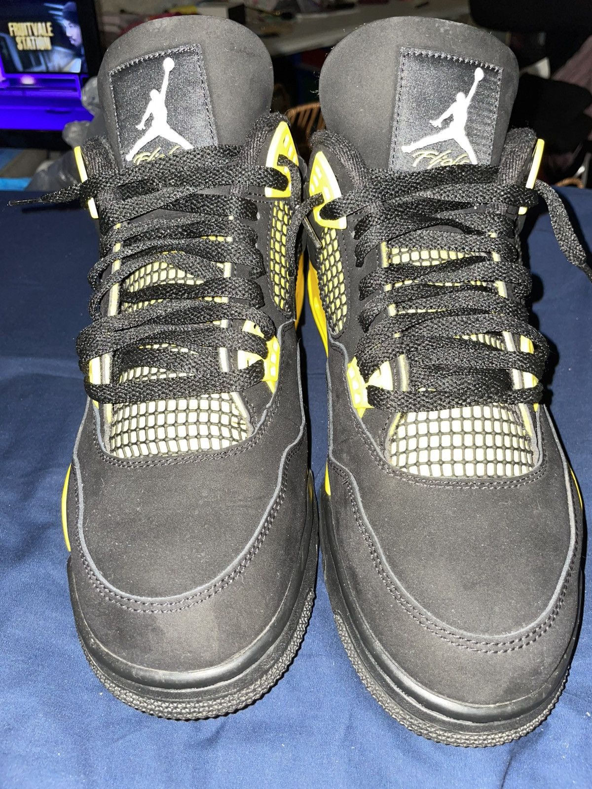 Jordan Brand Jordan 4 “Thunder 2023” Size US 12 / EU 45 - 4 Thumbnail