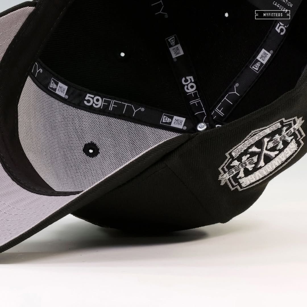 MLB × New Era × Supreme 8 ERIE SEAWOLVES X ERIE MOON MAMMOTHS NEW ERA FITTED HAT Size ONE SIZE - 6 Thumbnail