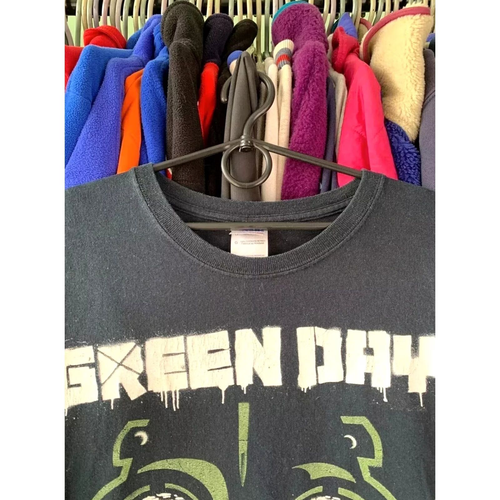 Gildan VINTAGE 2000 GREEN DAY BLACK ROCK BAND TEE T-SHIRT MEN'S SIZE L Size US L / EU 52-54 / 3 - 3 Thumbnail
