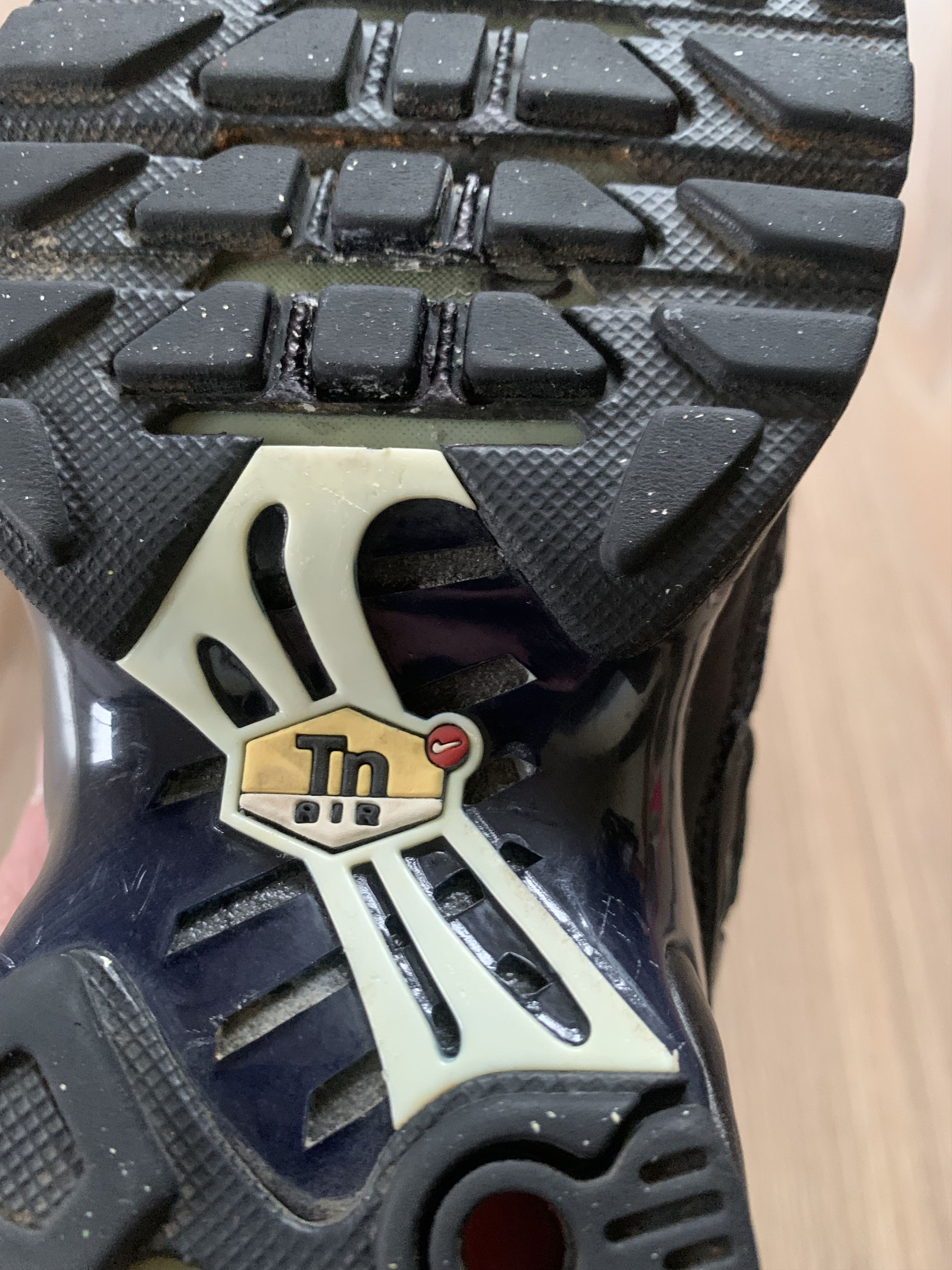 Nike Black Nike Air Max TN Plus Size US 5 / EU 37 - 10 Thumbnail