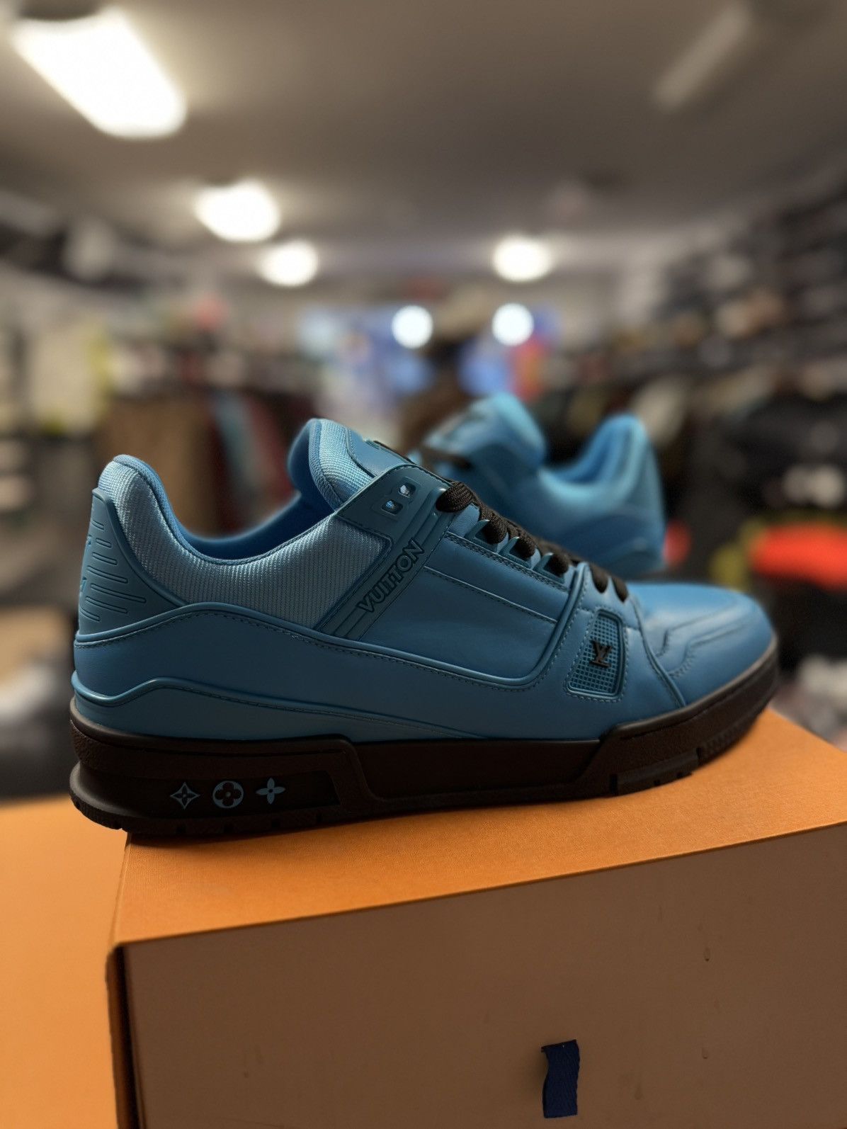 Louis Vuitton Louis Vuitton Blue Trainer Low Top Size 9LV/10US (NEW) Size US 10 / EU 43 - 2 Thumbnail