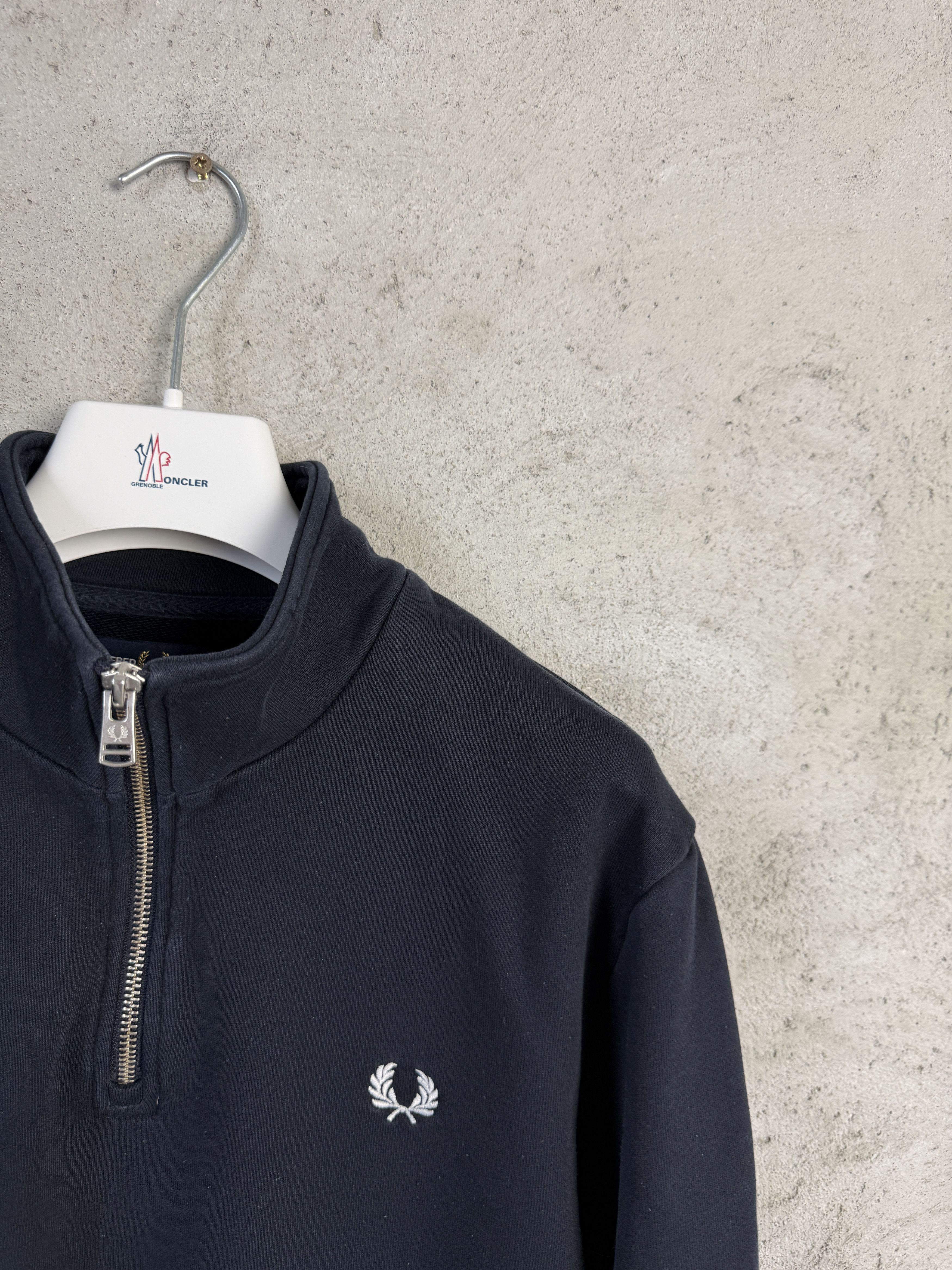 Fred Perry Fred Perry small logo quarter zip sweatshirt casual Size US L / EU 52-54 / 3 - 2 Thumbnail