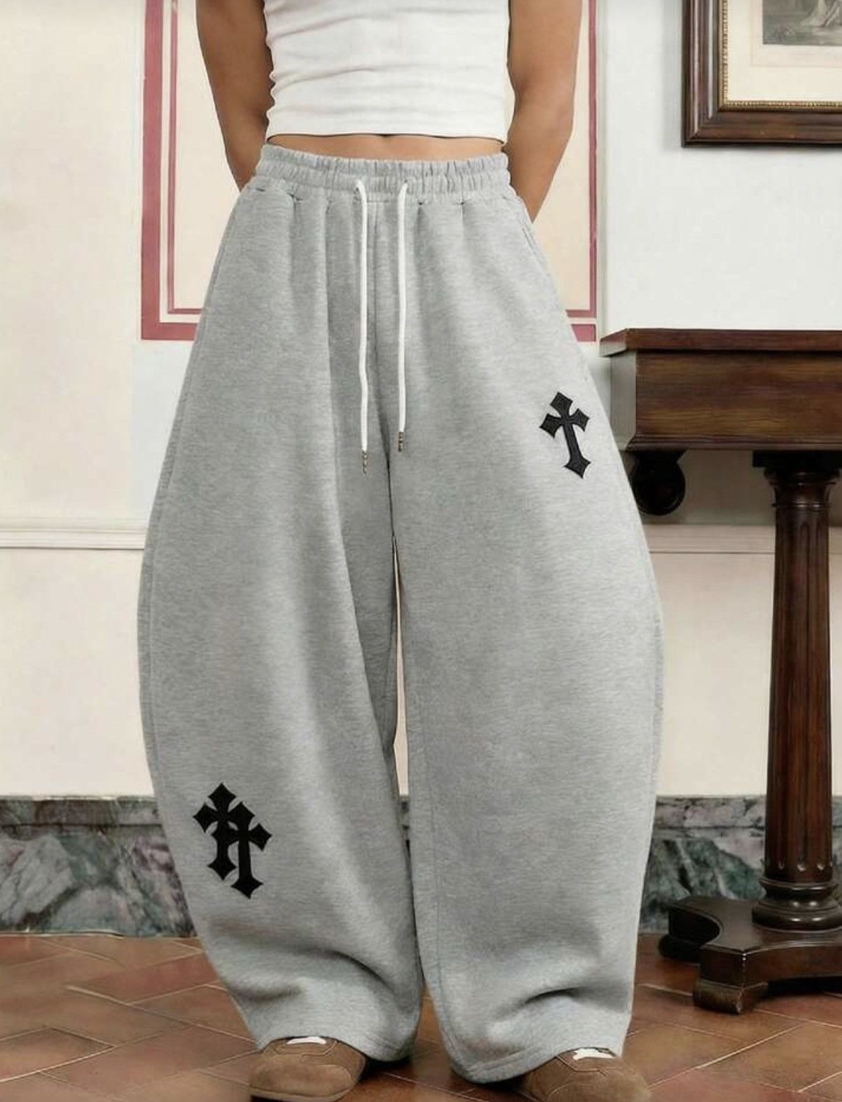 VIBE Hip Hop Elastic Waist Baggy Sweatpants Size US 32 / EU 48 - 3 Thumbnail