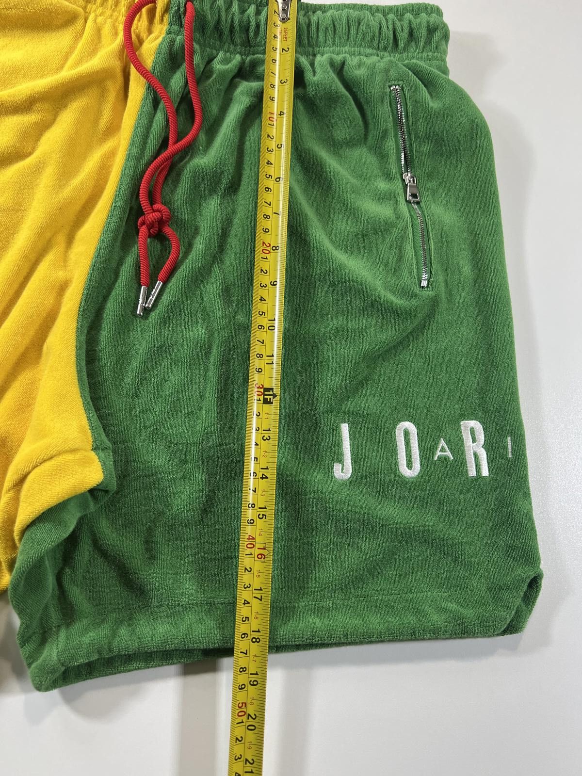 Jordan Brand Jordan Two-Tone Yellow and Green Shorts L Size US 34 / EU 50 - 5 Thumbnail