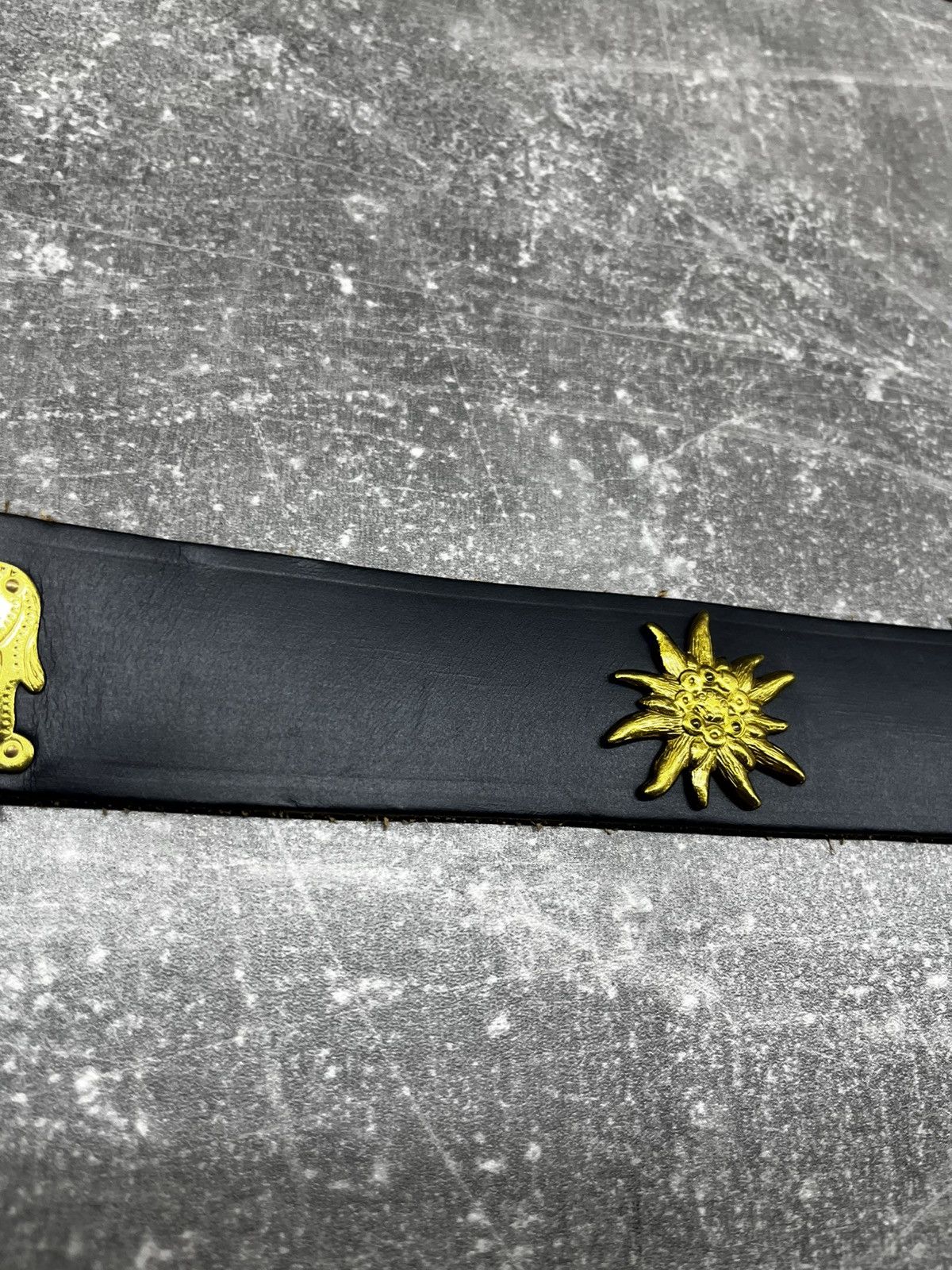 Vintage Vintage 90's Etro Metal Cow Belt Size ONE SIZE - 6 Thumbnail